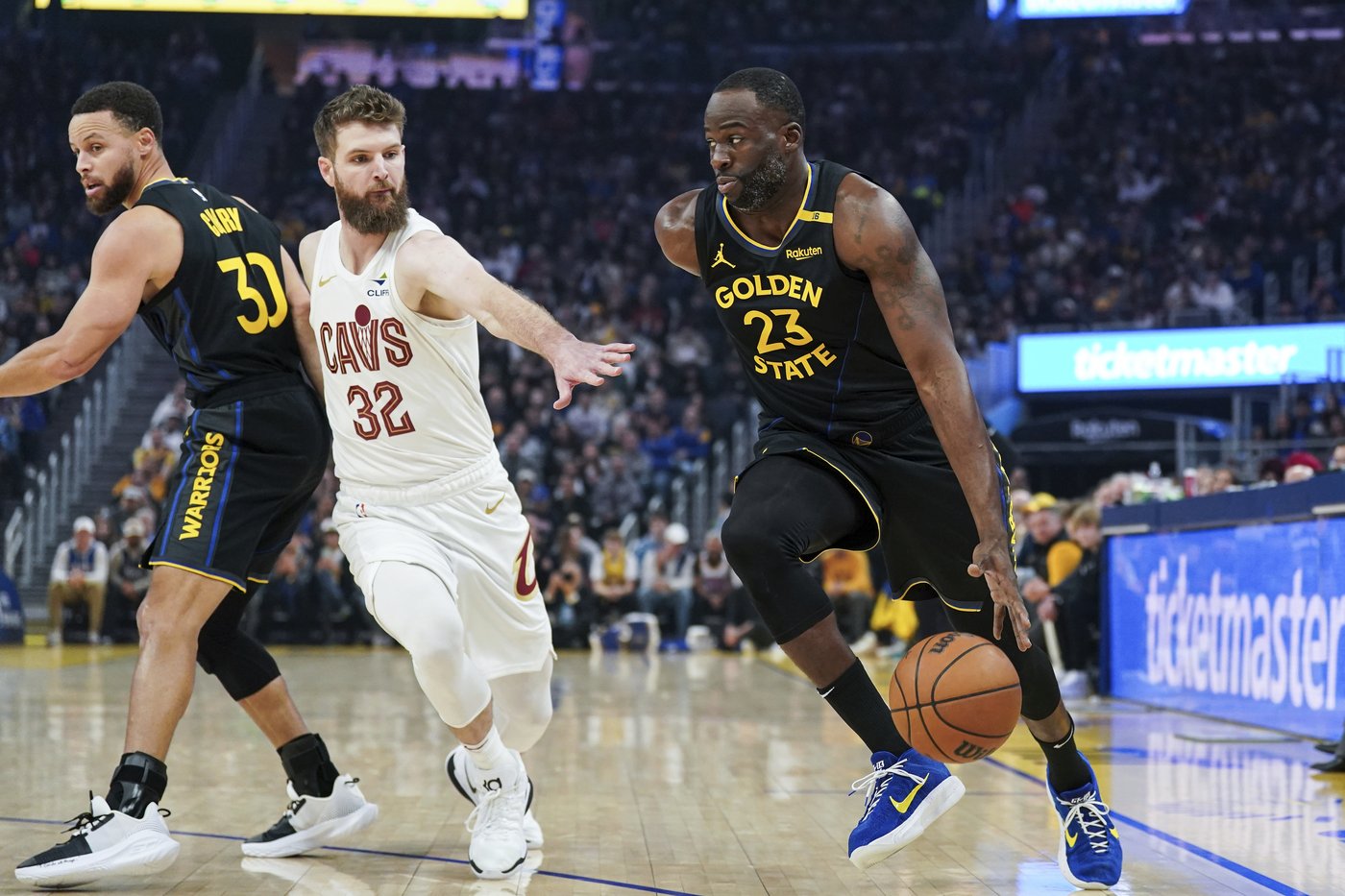 Cleveland extends winning streak to 7 games with 113-95 win over Golden State | iNFOnews.ca Cleveland extends winning streak to 7 games with 113-95 win over Golden State | iNFOnews.ca