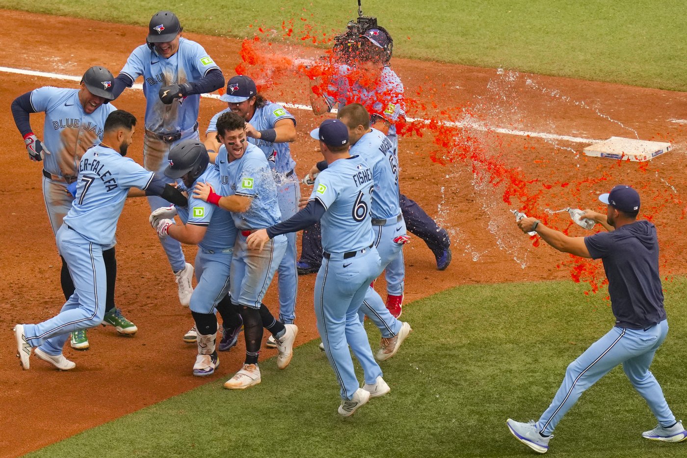 Blue Jays earn 45th comeback win of the year with 5-4 walkoff vs. Orioles | iNFOnews.ca