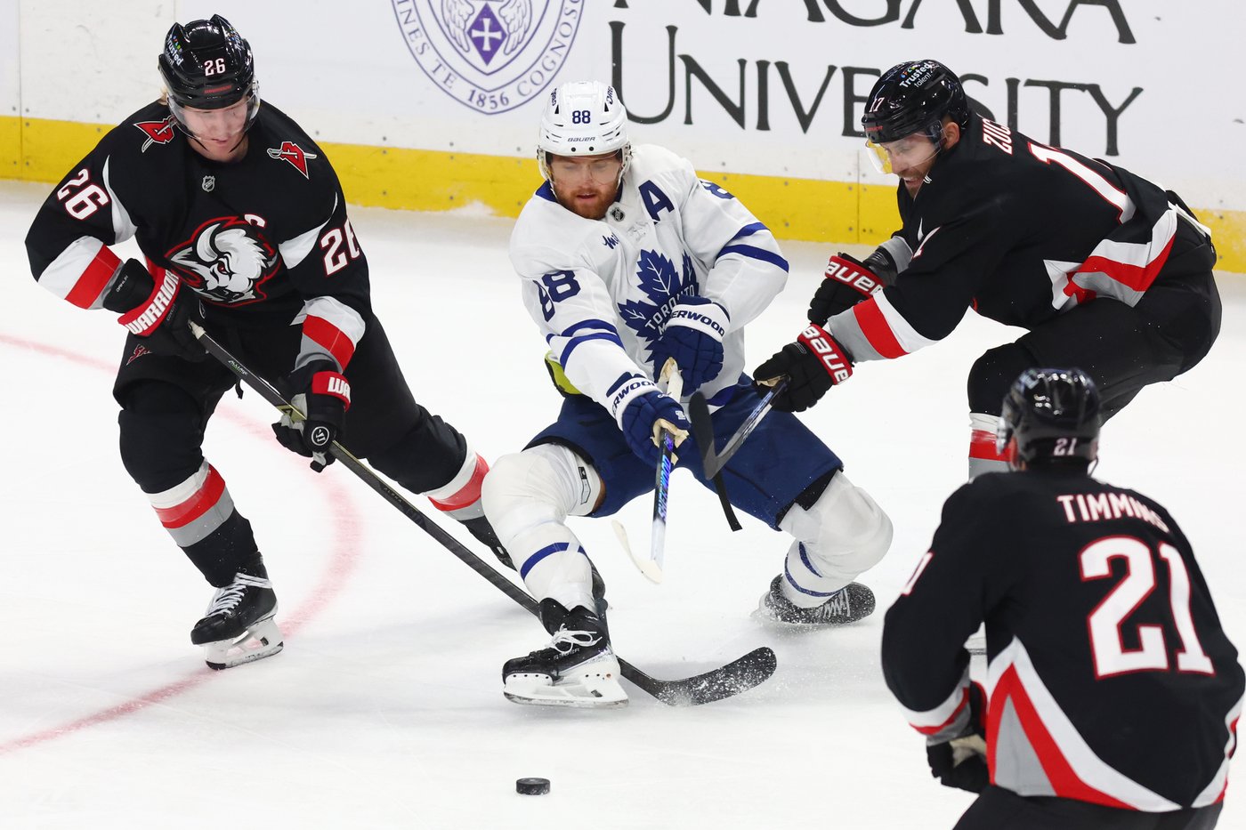 NHL roundup: Samuelsson scores twice as Sabres shake Leafs 5-3 | iNFOnews.ca