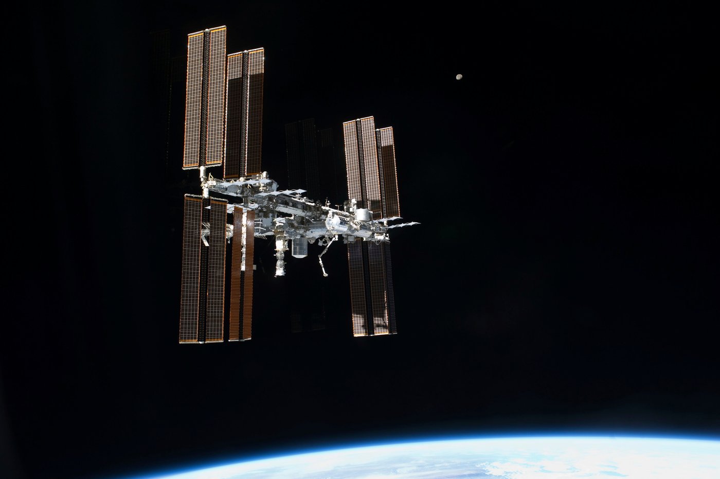 The International Space Station marks 25 years of nonstop human presence in orbit | iNFOnews.ca The International Space Station marks 25 years of nonstop human presence in orbit | iNFOnews.ca