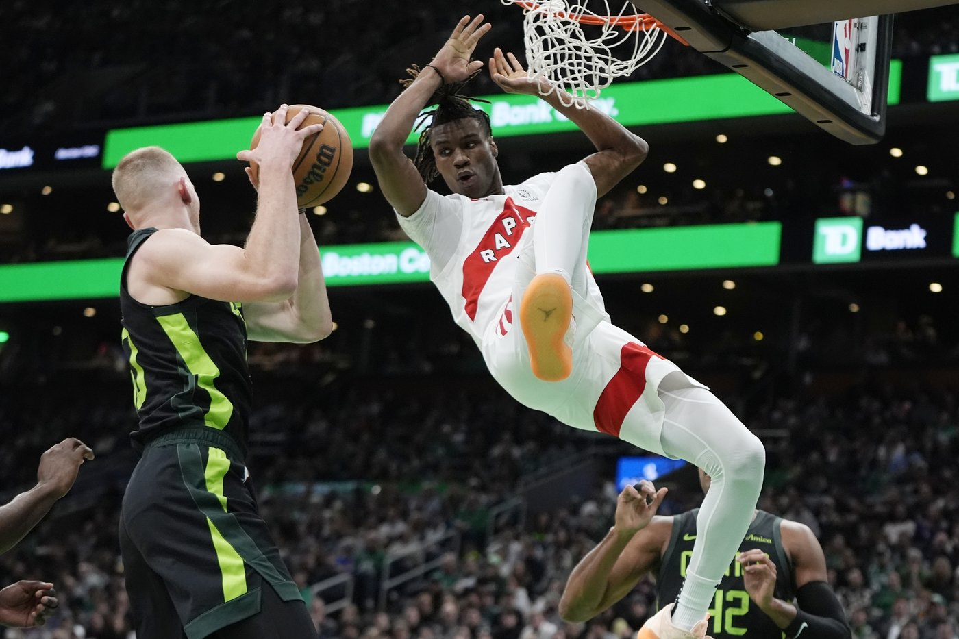Raptors losing streak extends to eleven with a loss to the Celtics | iNFOnews.ca