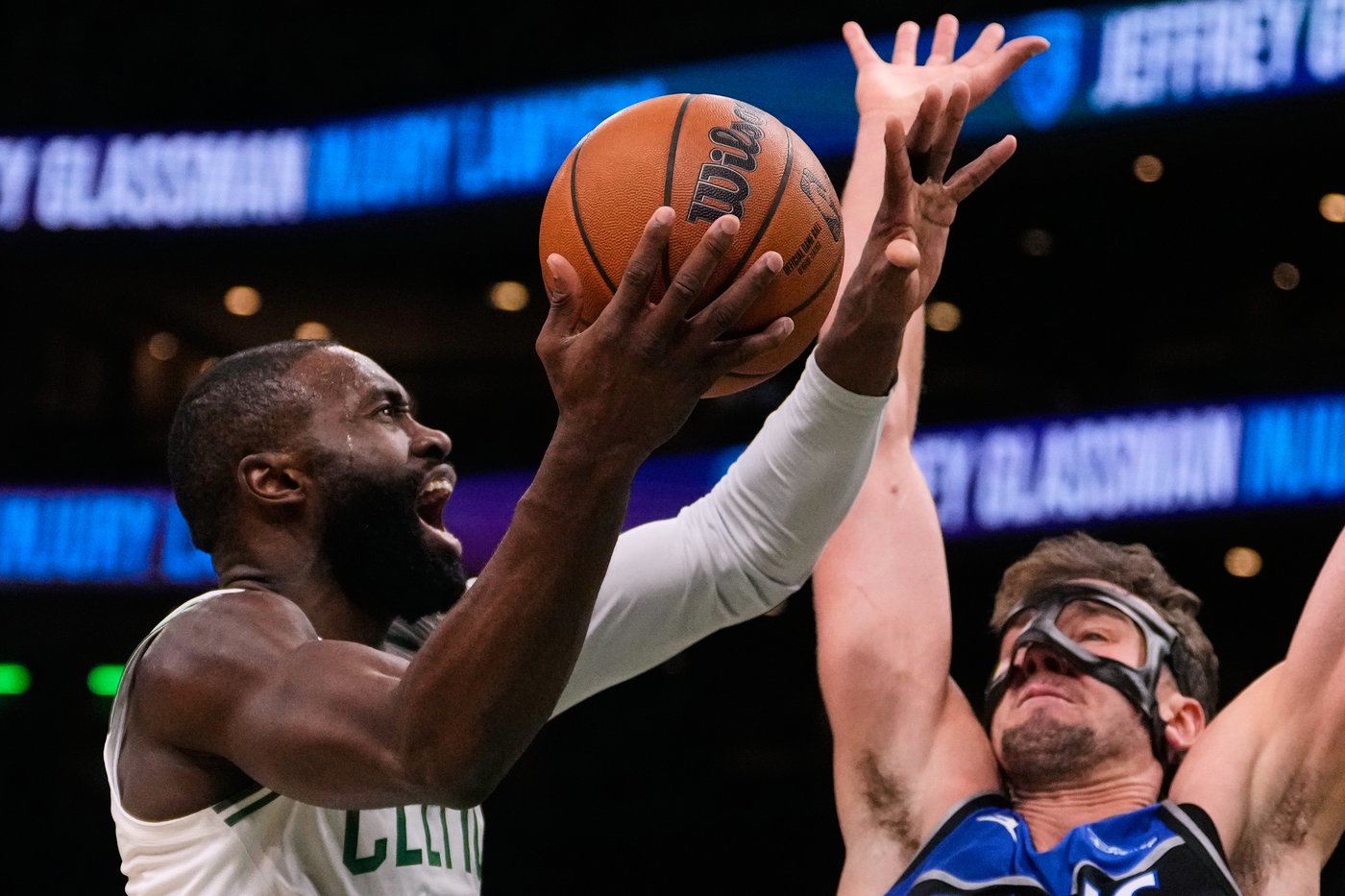 Jaylen Brown's 35 points lead Celtics in a 138-129 victory over the short-handed Magic | iNFOnews.ca