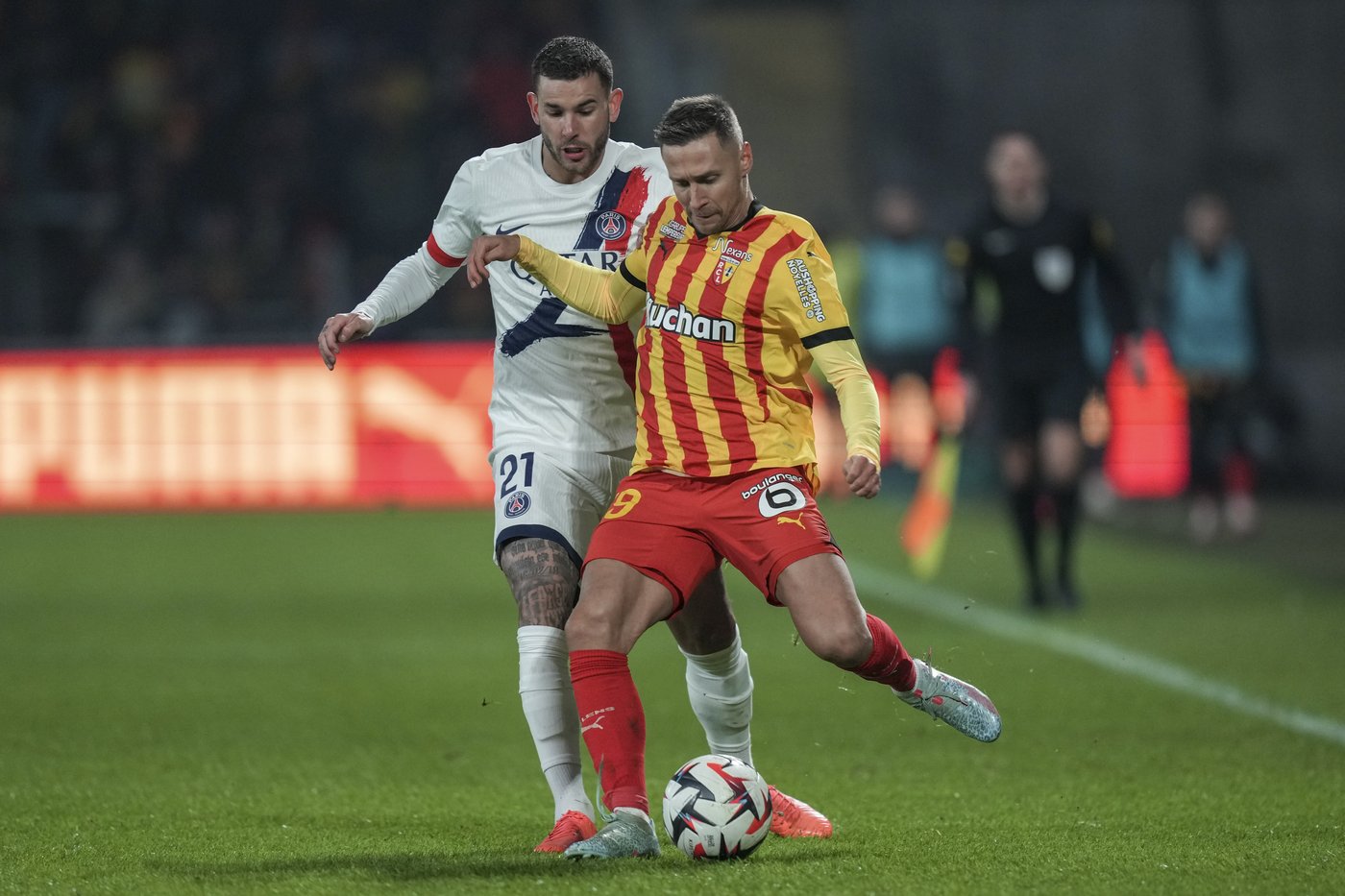 Barcola scores and assists as PSG struggles past Lens with Man City next in crunch match | iNFOnews.ca