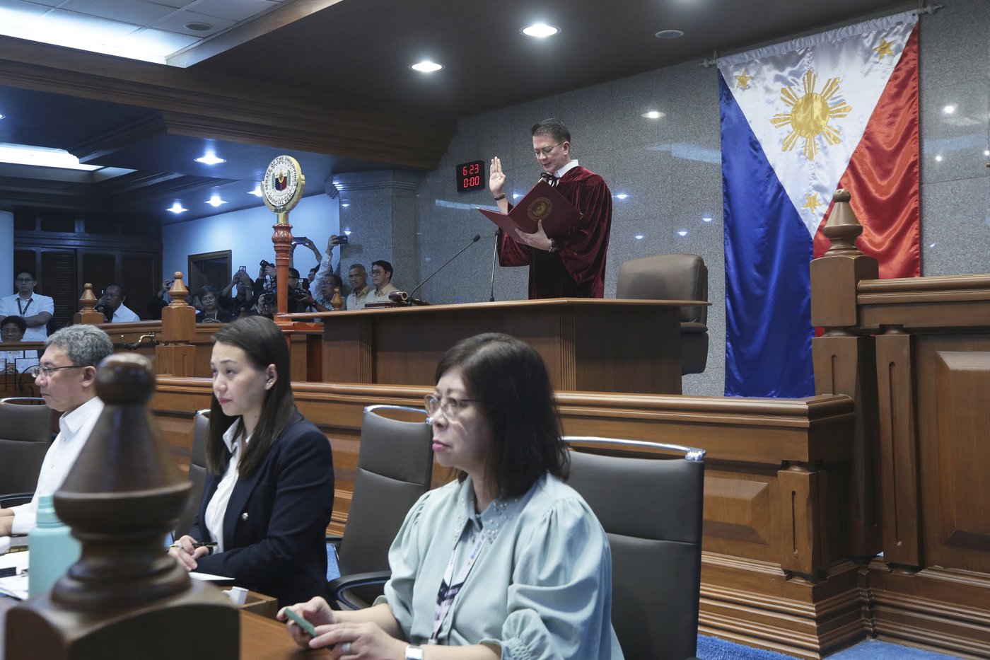 Senators return the impeachment case against Sara Duterte to the Philippine House | iNFOnews.ca
