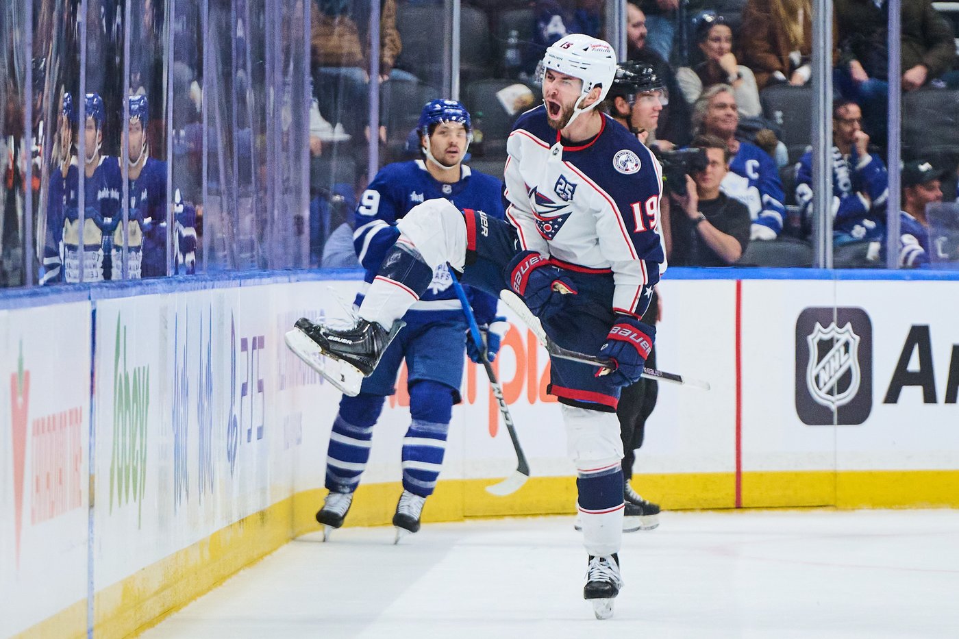 Fantilli's three points powers Blue Jackets over Maple Leafs in overtime | iNFOnews.ca