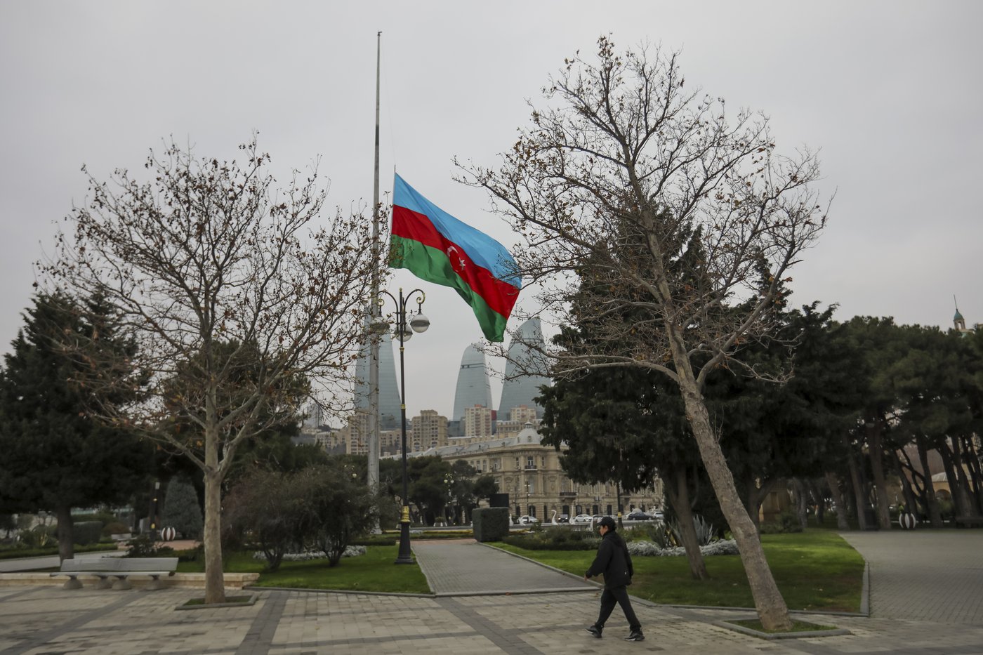 What is known about a plane crash in Kazakhstan that killed 38 of 67 people on board | iNFOnews.ca