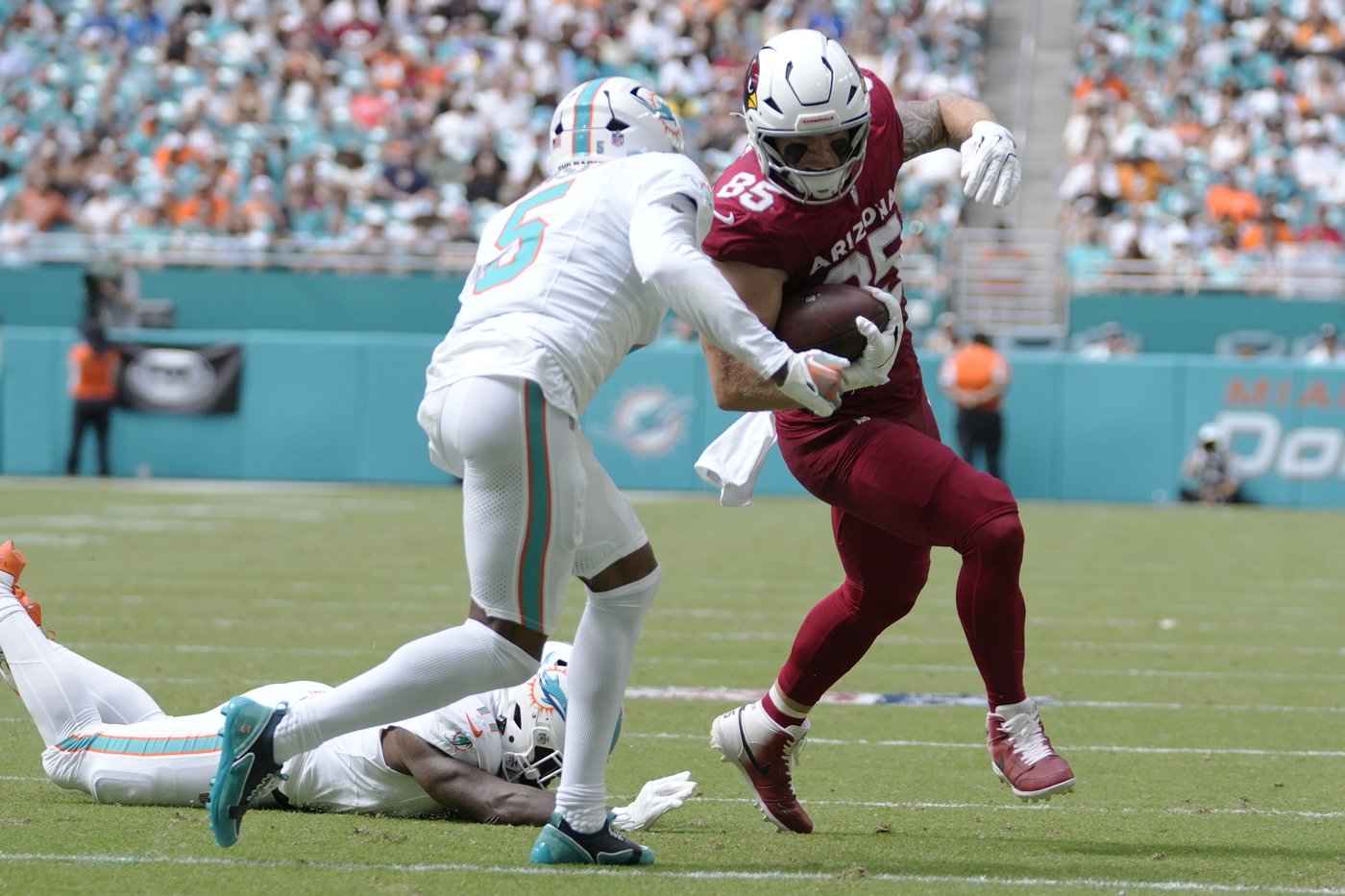 AFC East-leading Bills are 13-1 in past 14 against Dolphins, in preparing to host division rival | iNFOnews.ca AFC East-leading Bills are 13-1 in past 14 against Dolphins, in preparing to host division rival | iNFOnews.ca