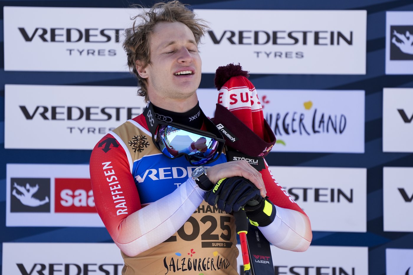 Swiss ski star Marco Odermatt says 'everything was perfect' in dominant super-G victory at worlds | iNFOnews.ca