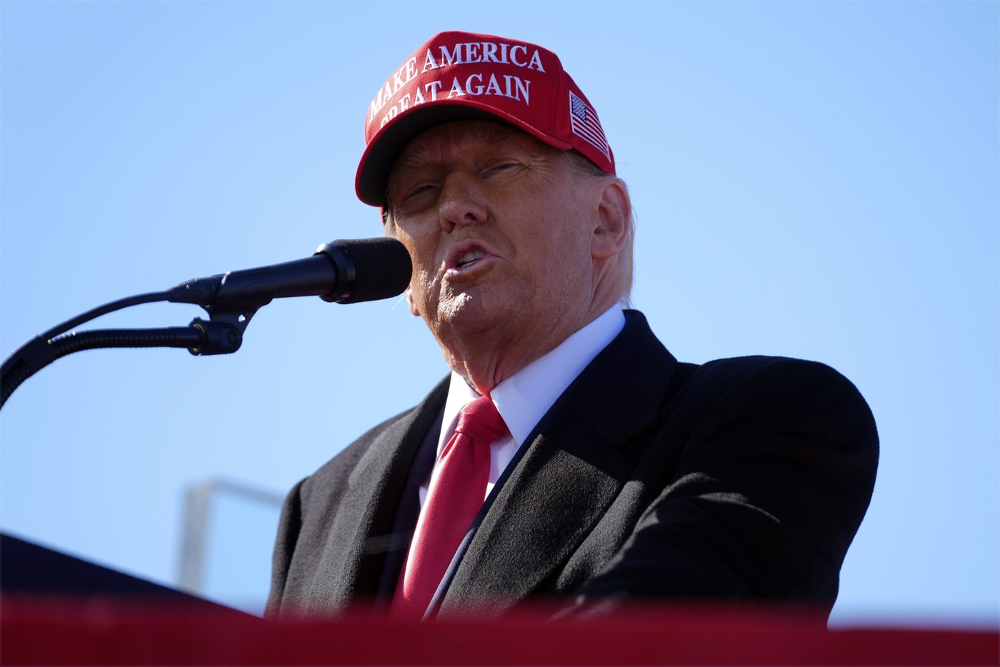 Trump talks about reporters being shot and says he shouldn't have left White House after 2020 loss | iNFOnews.ca