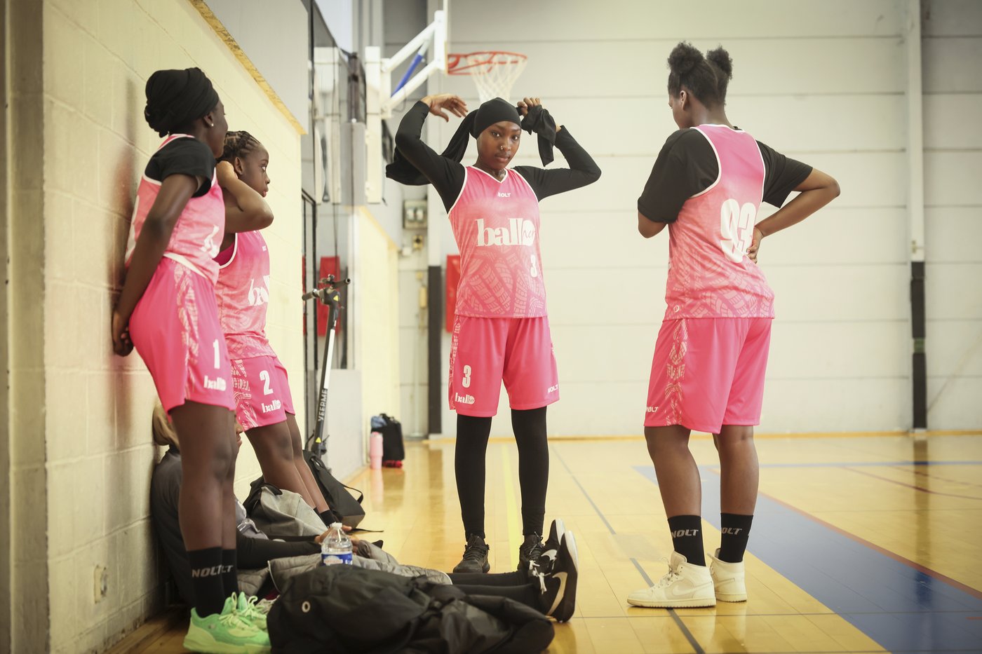A basketball player was sidelined for her headscarf. France may now ban them in all sports | iNFOnews.ca A basketball player was sidelined for her headscarf. France may now ban them in all sports | iNFOnews.ca