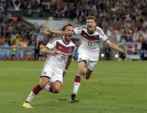 Mario Goetze scores late to give Germany its 4th World Cup title with 1-0 win over Argentina | iNFOnews.ca CP29122773