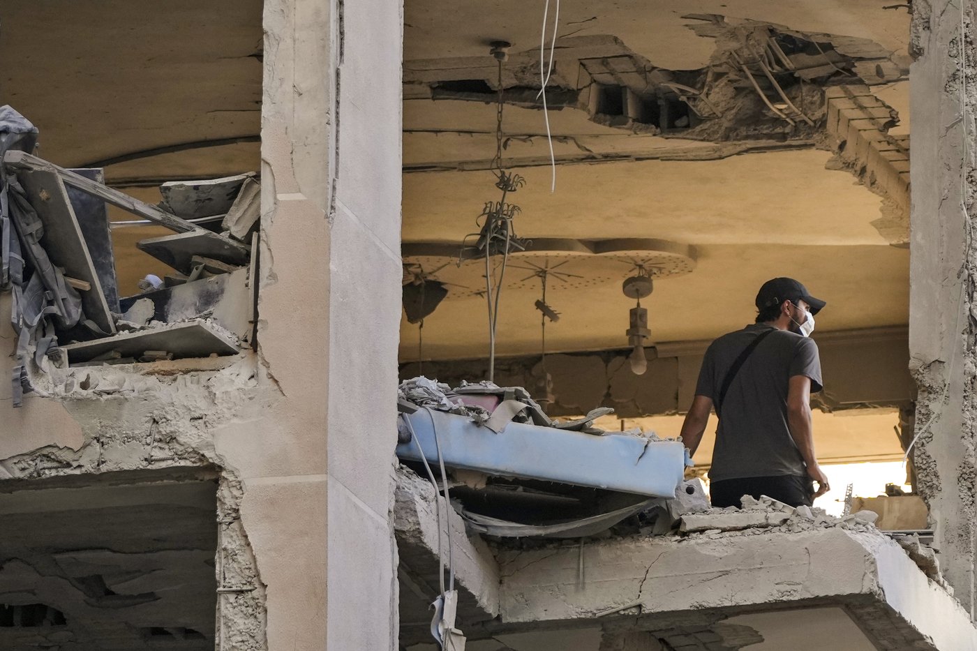 Israel-Hamas war latest: Israeli airstrikes in Lebanon have killed nearly 700 this week | iNFOnews.ca Israel-Hamas war latest: Israeli airstrikes in Lebanon have killed nearly 700 this week | iNFOnews.ca