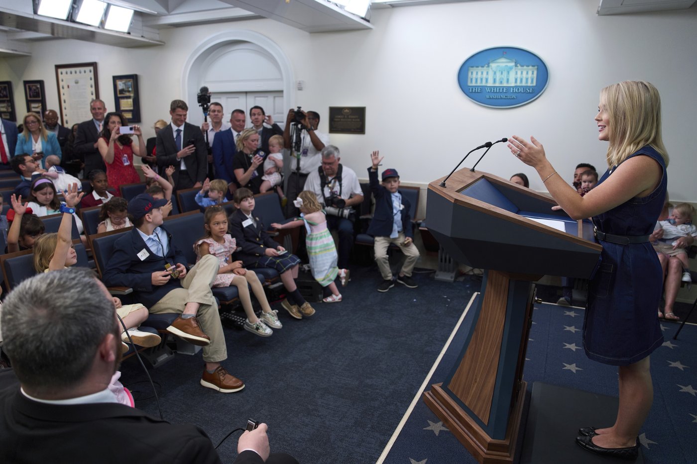 Trump's sweet tooth: He eats a 'good amount' of candy and likes pink Starbursts and Tootsie Rolls | iNFOnews.ca Trump's sweet tooth: He eats a 'good amount' of candy and likes pink Starbursts and Tootsie Rolls | iNFOnews.ca