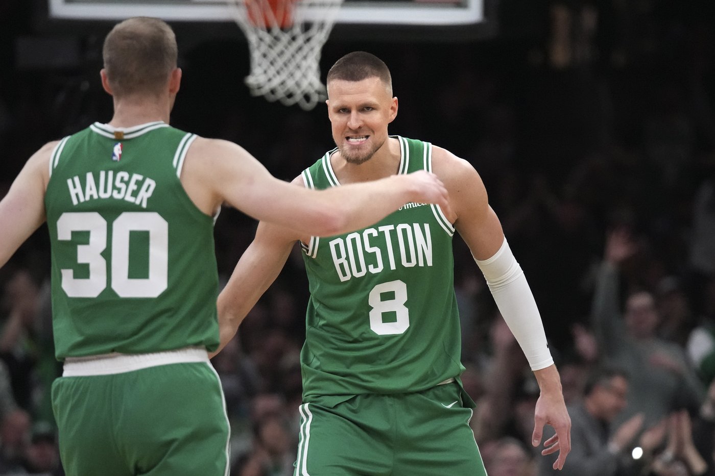 Celtics withstand 3-point spree to beat the Pistons 130-120 | iNFOnews.ca Celtics withstand 3-point spree to beat the Pistons 130-120 | iNFOnews.ca