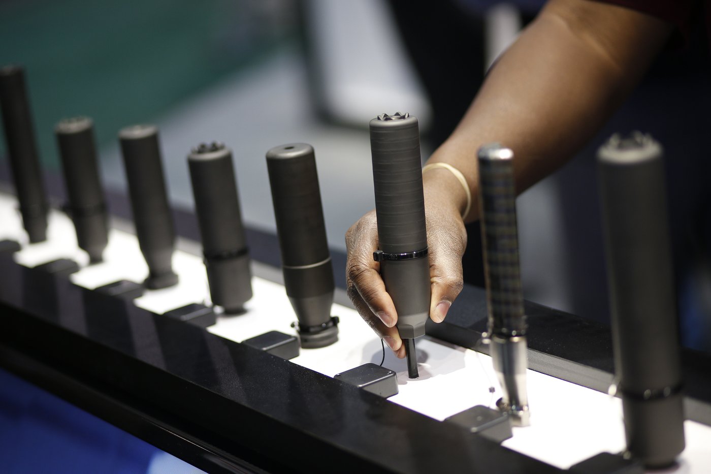 GOP tax bill would ease regulations on gun silencers and some rifles and shotguns | iNFOnews.ca