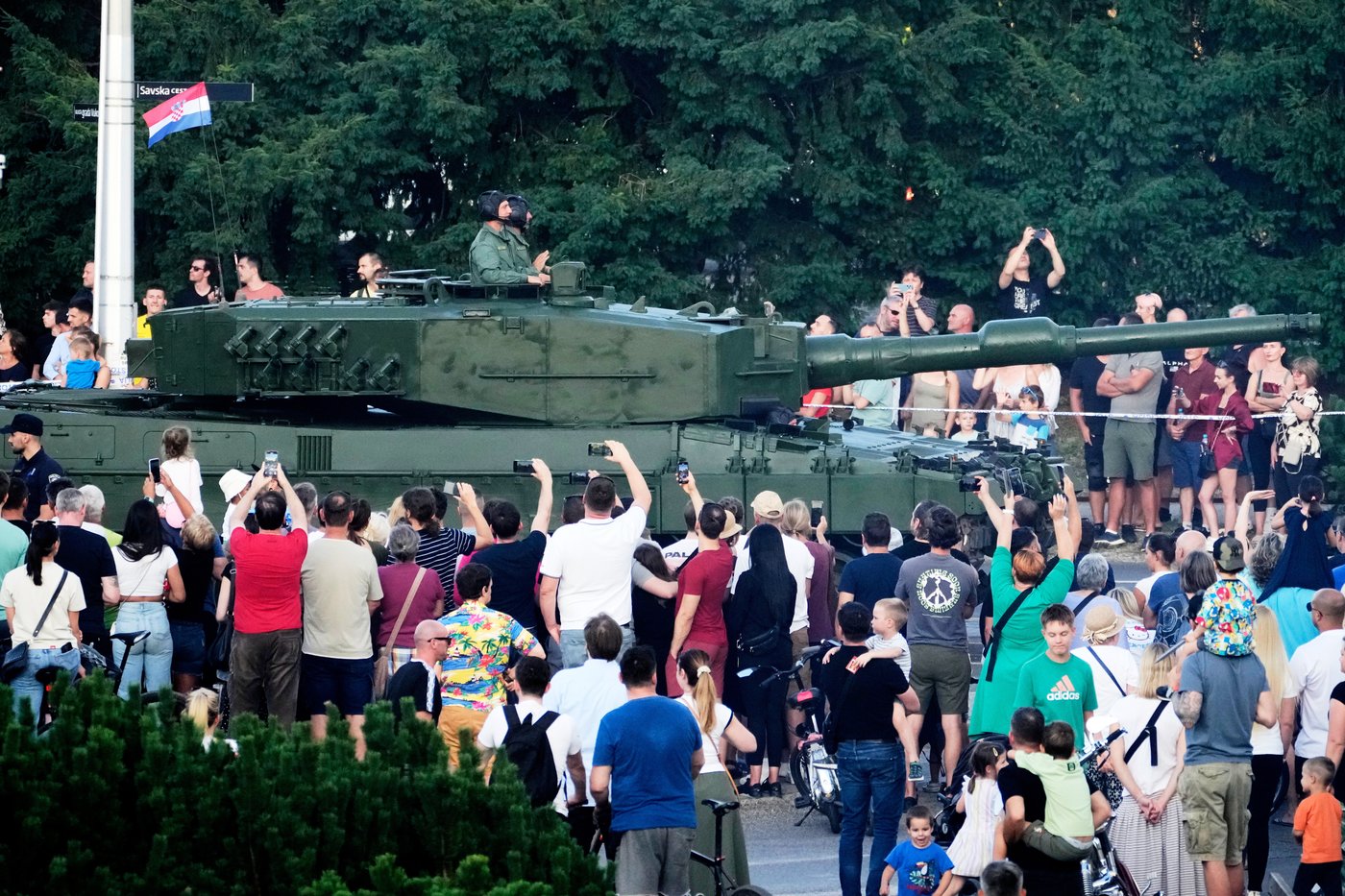 Croatia holds military parade as it marks 30 years since a key war victory | iNFOnews.ca