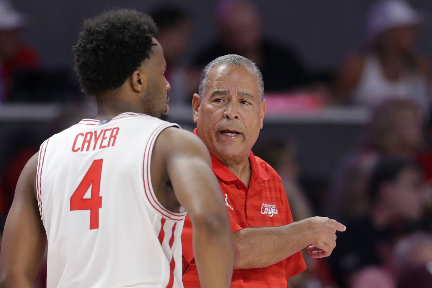 Roster chaos born of NIL money and the transfer portal have turned college hoops upside-down | iNFOnews.ca