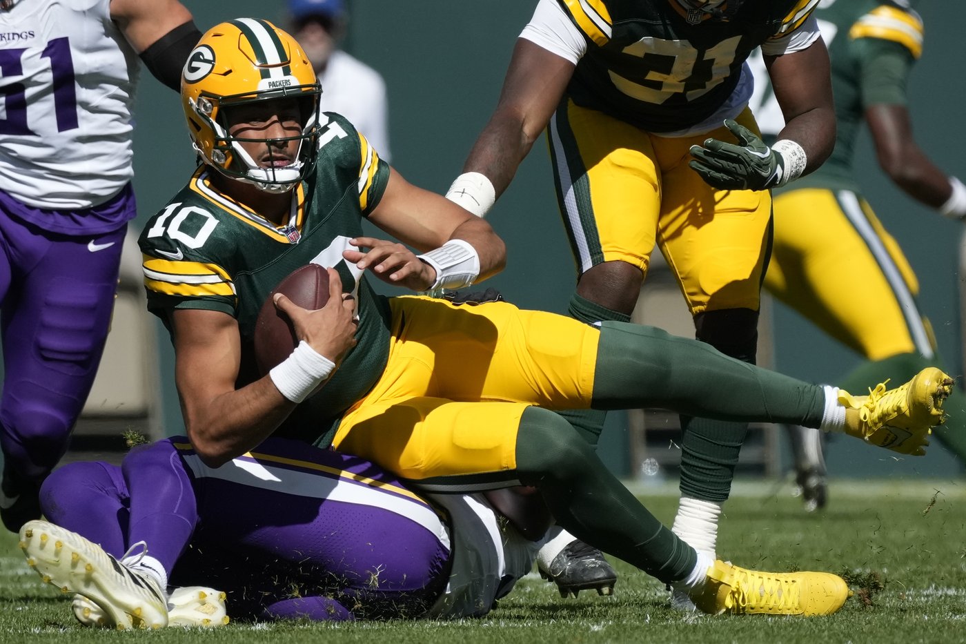 QB Love can't dig the Packers all the way out of an early hole in his return from a knee injury | iNFOnews.ca QB Love can't dig the Packers all the way out of an early hole in his return from a knee injury | iNFOnews.ca