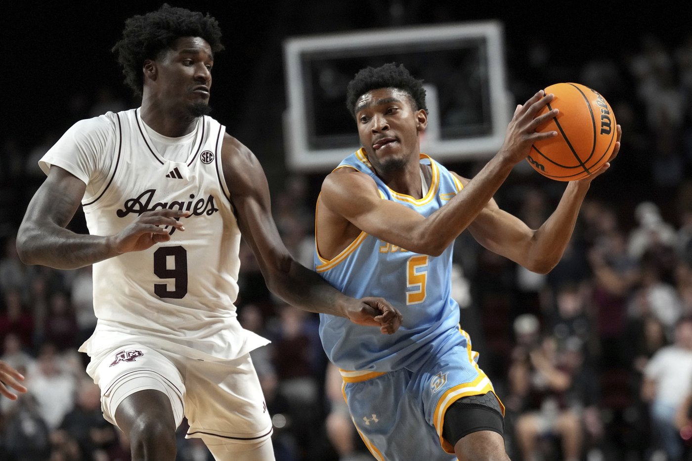 No. 23 Texas A&M overcomes 16-point deficit with big 2nd half in 71-54 win over Southern | iNFOnews.ca