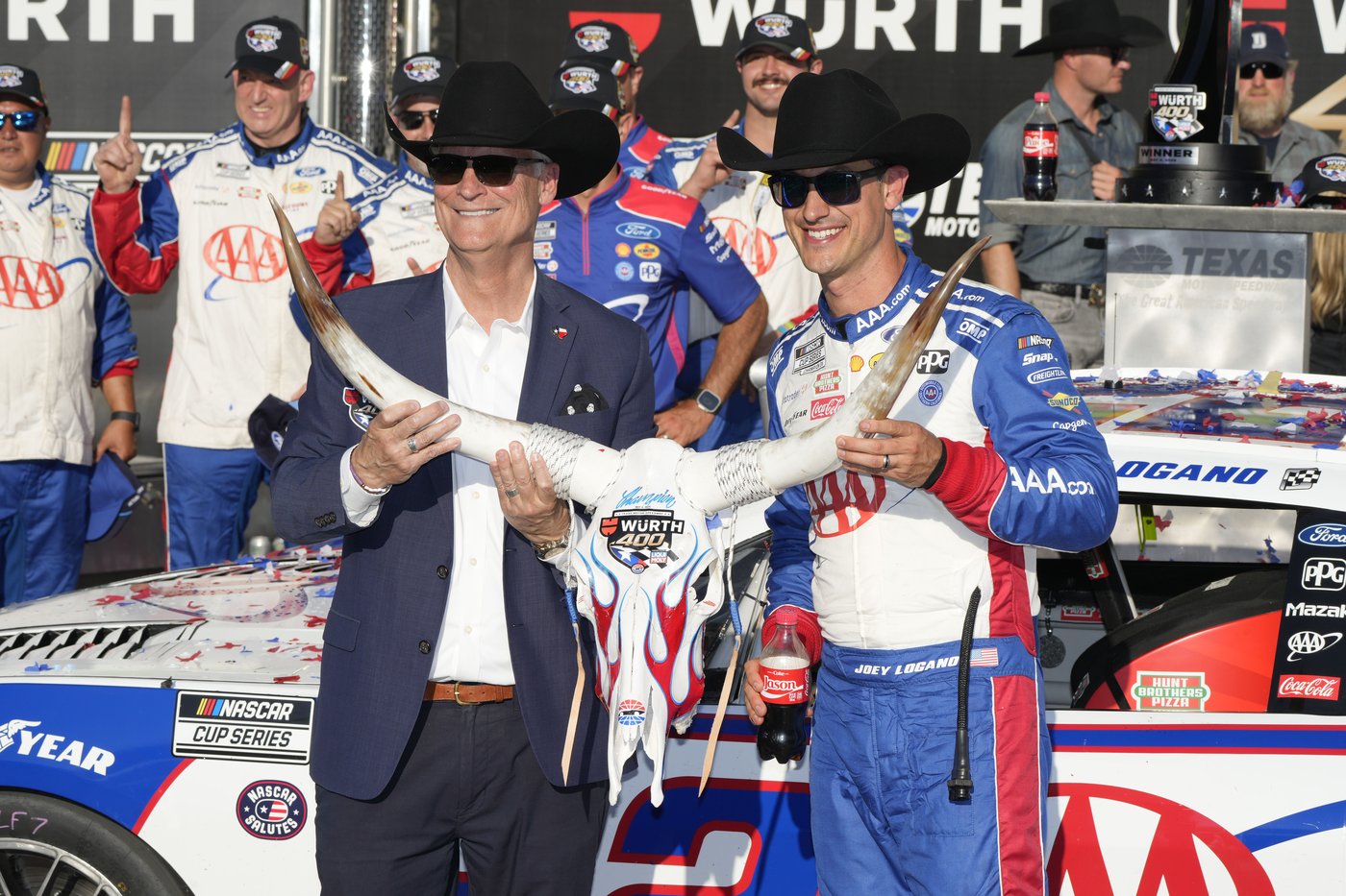 This win by Joey Logano flips the script and reduces the pressure for Team Penske | iNFOnews.ca This win by Joey Logano flips the script and reduces the pressure for Team Penske | iNFOnews.ca