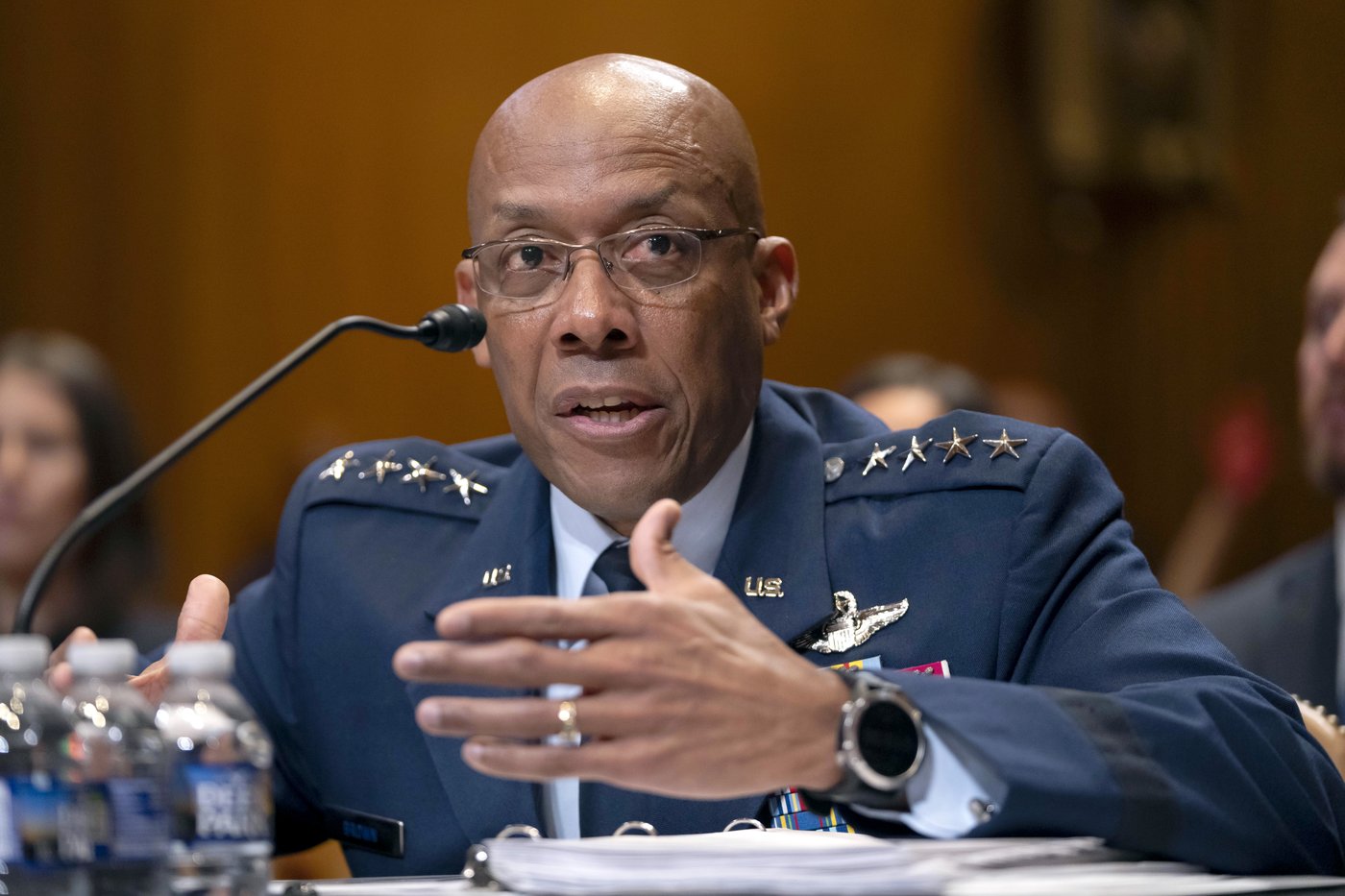 Joint Chiefs chairman heads to US-Mexico border to assess rapid military buildup | iNFOnews.ca