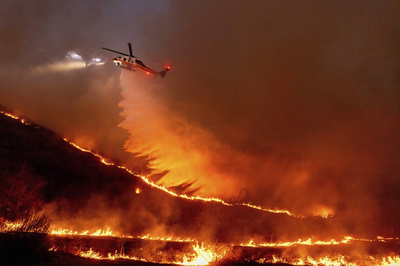 Lucy Walker made a searing film about wildfires in 2021. Now, people may be more inclined to listen | iNFOnews.ca Lucy Walker made a searing film about wildfires in 2021. Now, people may be more inclined to listen | iNFOnews.ca
