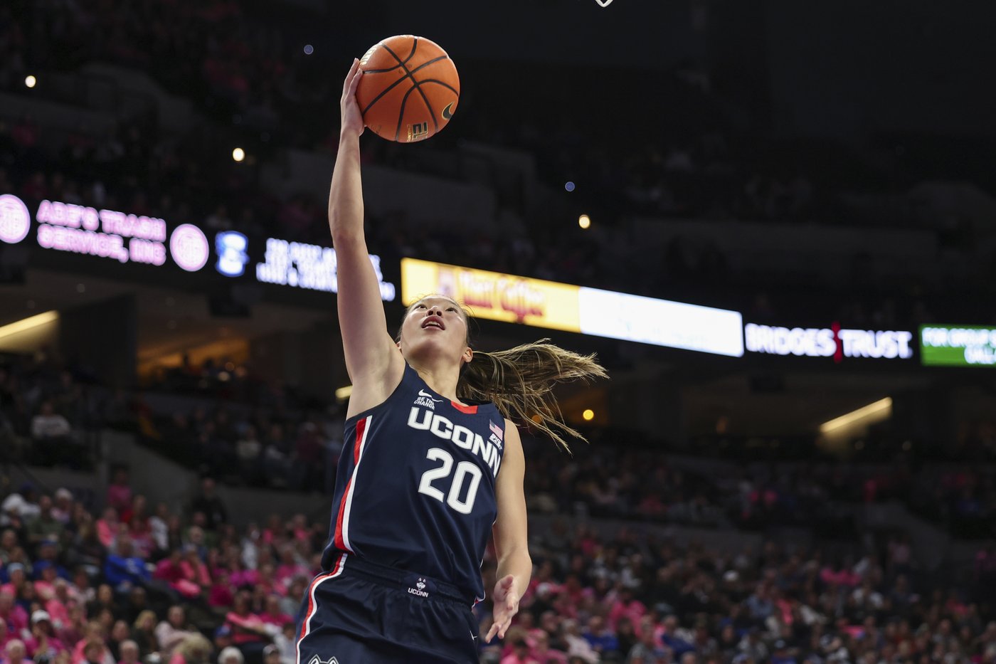 Bueckers helps No. 6 UConn rout Butler 101-59 to win 32nd straight Big East regular-season game | iNFOnews.ca