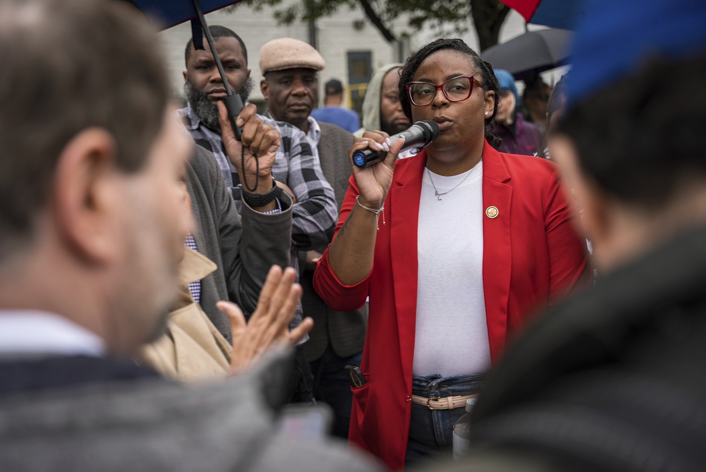 Democratic Rep. McIver charged with assault after skirmish at ICE center, New Jersey prosecutor says | iNFOnews.ca