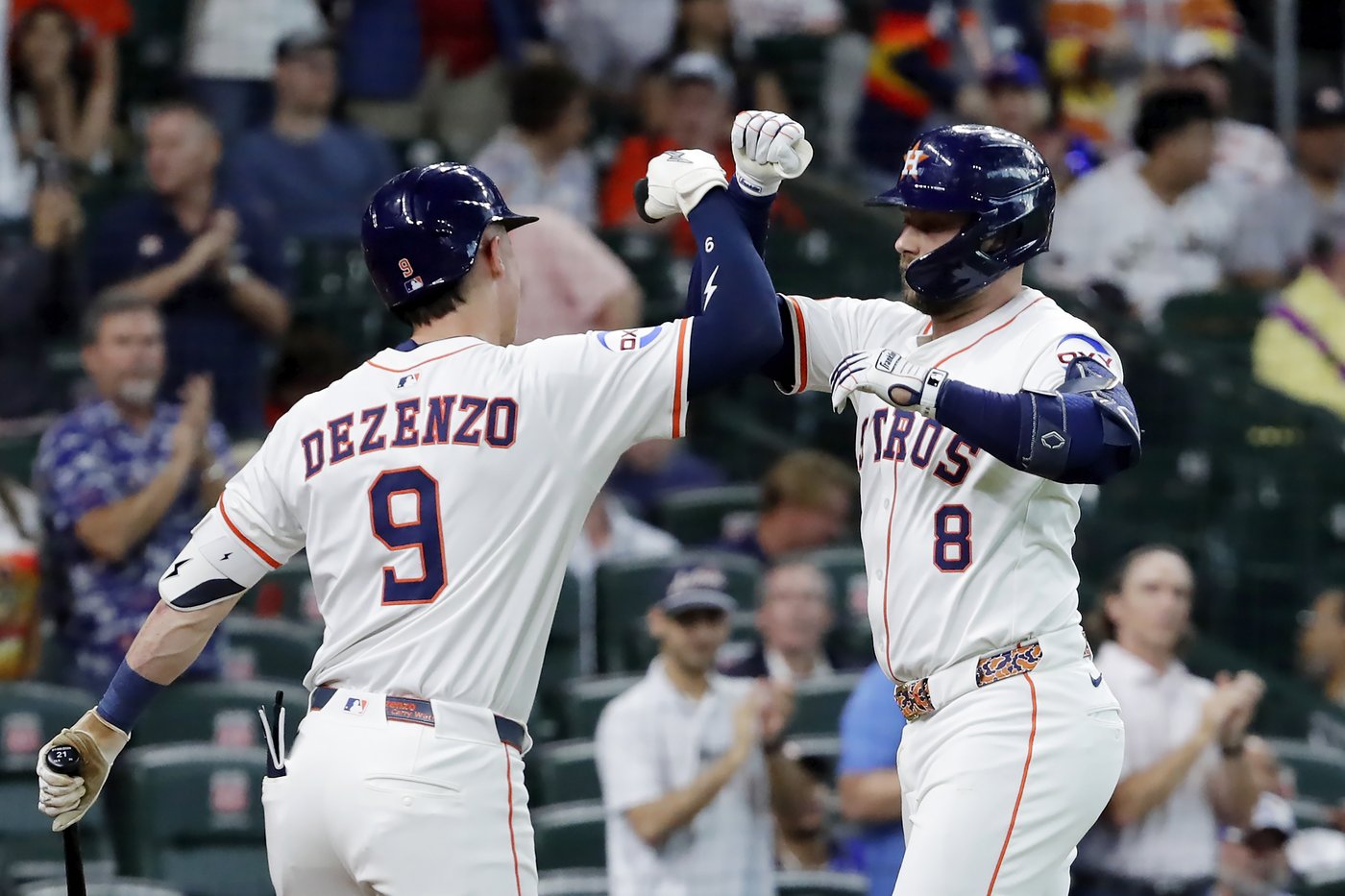 Christian Walker homers in 3-run 2nd, Astros beat Blue Jays 3-1 for series sweep | iNFOnews.ca
