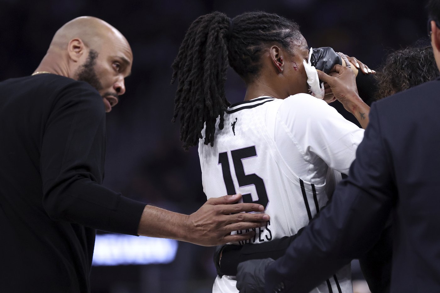 Valkyries guard Tiffany Hayes helped off court after being hit in the face | iNFOnews.ca