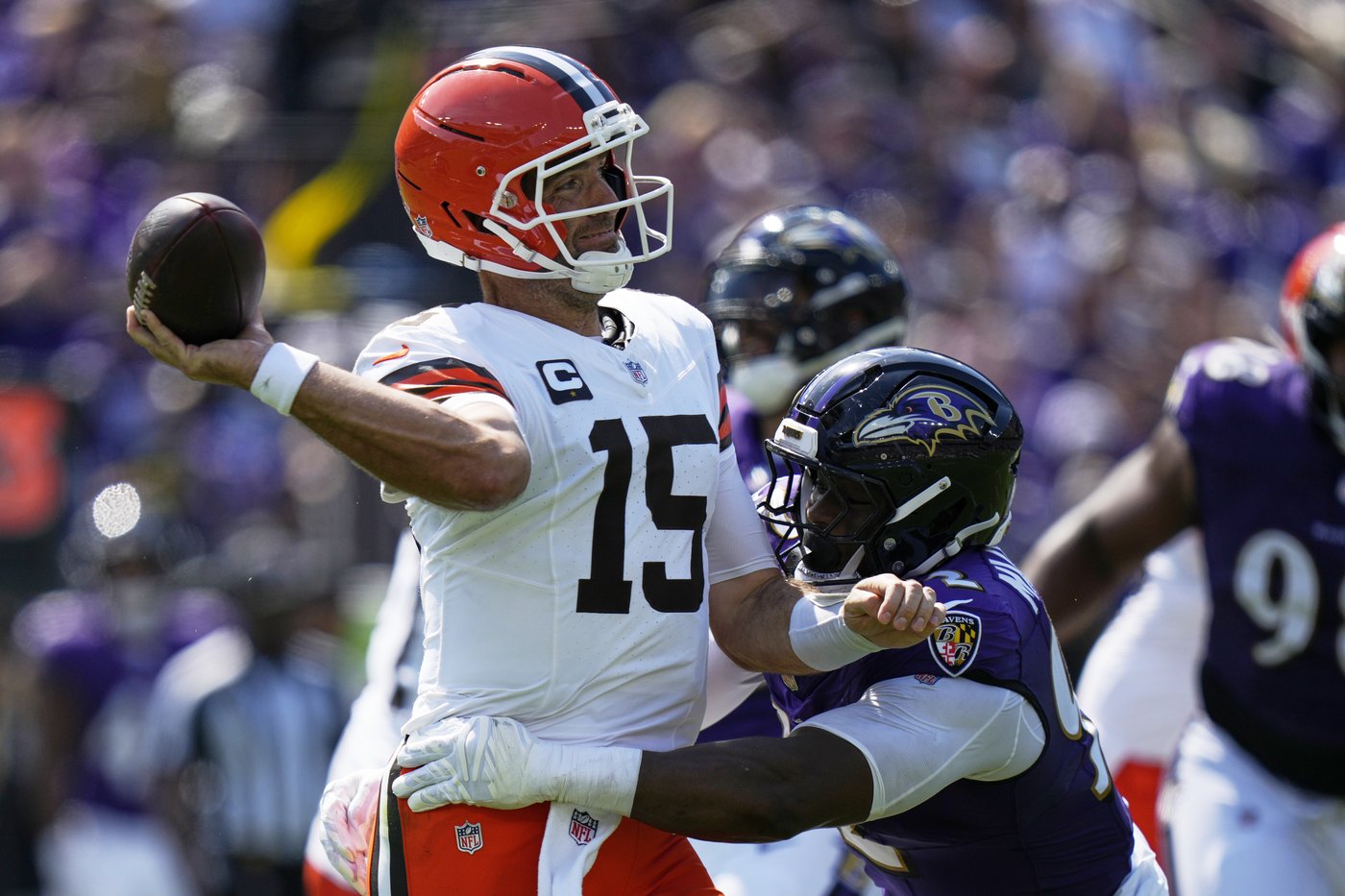 Joe Flacco faces relentless Packers defense as Browns offense struggles | iNFOnews.ca