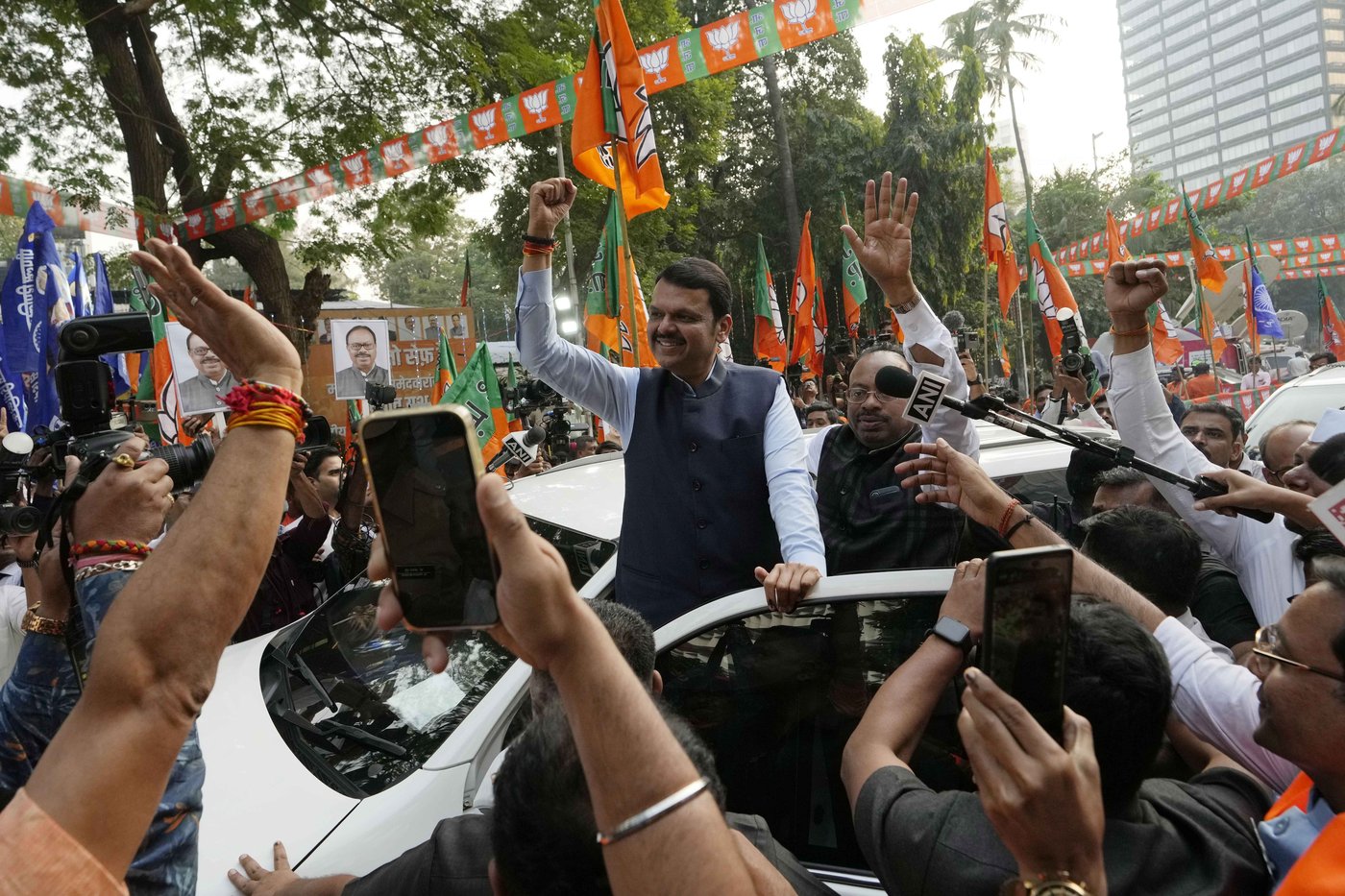 Modi's party heads for victory in Maharashtra state election while opposition wins Jharkhand | iNFOnews.ca Modi's party heads for victory in Maharashtra state election while opposition wins Jharkhand | iNFOnews.ca