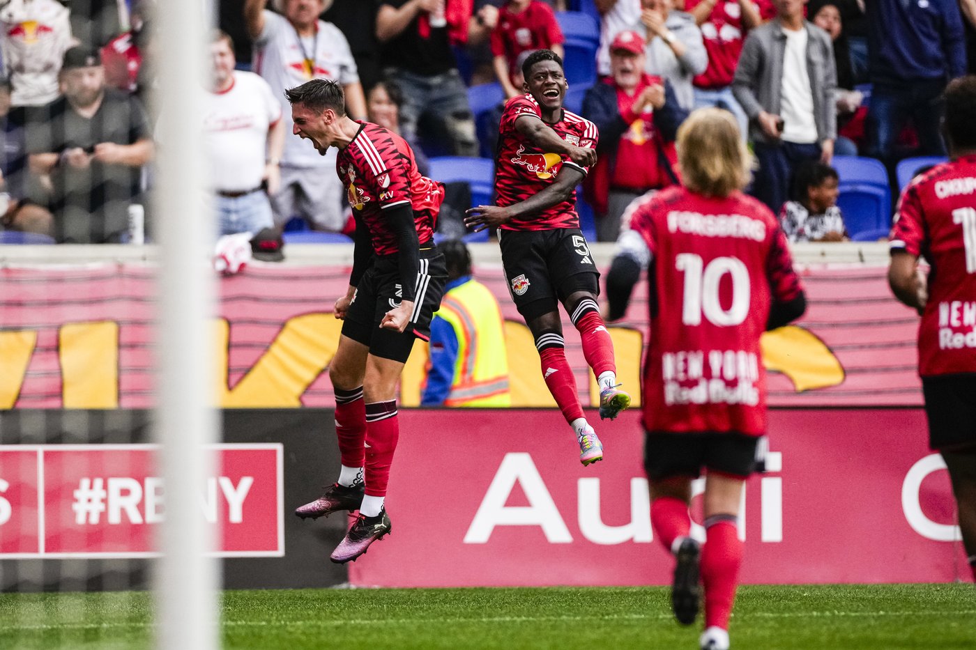 Noah Eile scores 1st MLS goal, Coronel has 5 saves to help Red Bulls beat Montreal 1-0 | iNFOnews.ca Noah Eile scores 1st MLS goal, Coronel has 5 saves to help Red Bulls beat Montreal 1-0 | iNFOnews.ca