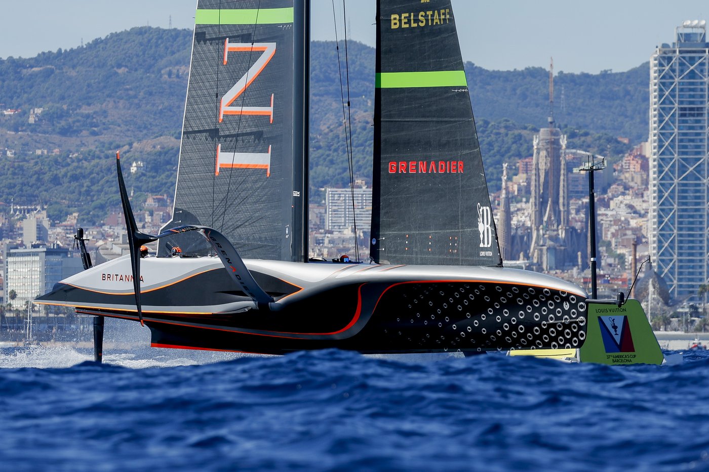 The cycling sailors: Meet the pedal-pushers who keep the high-tech America's Cup yachts flying | iNFOnews.ca