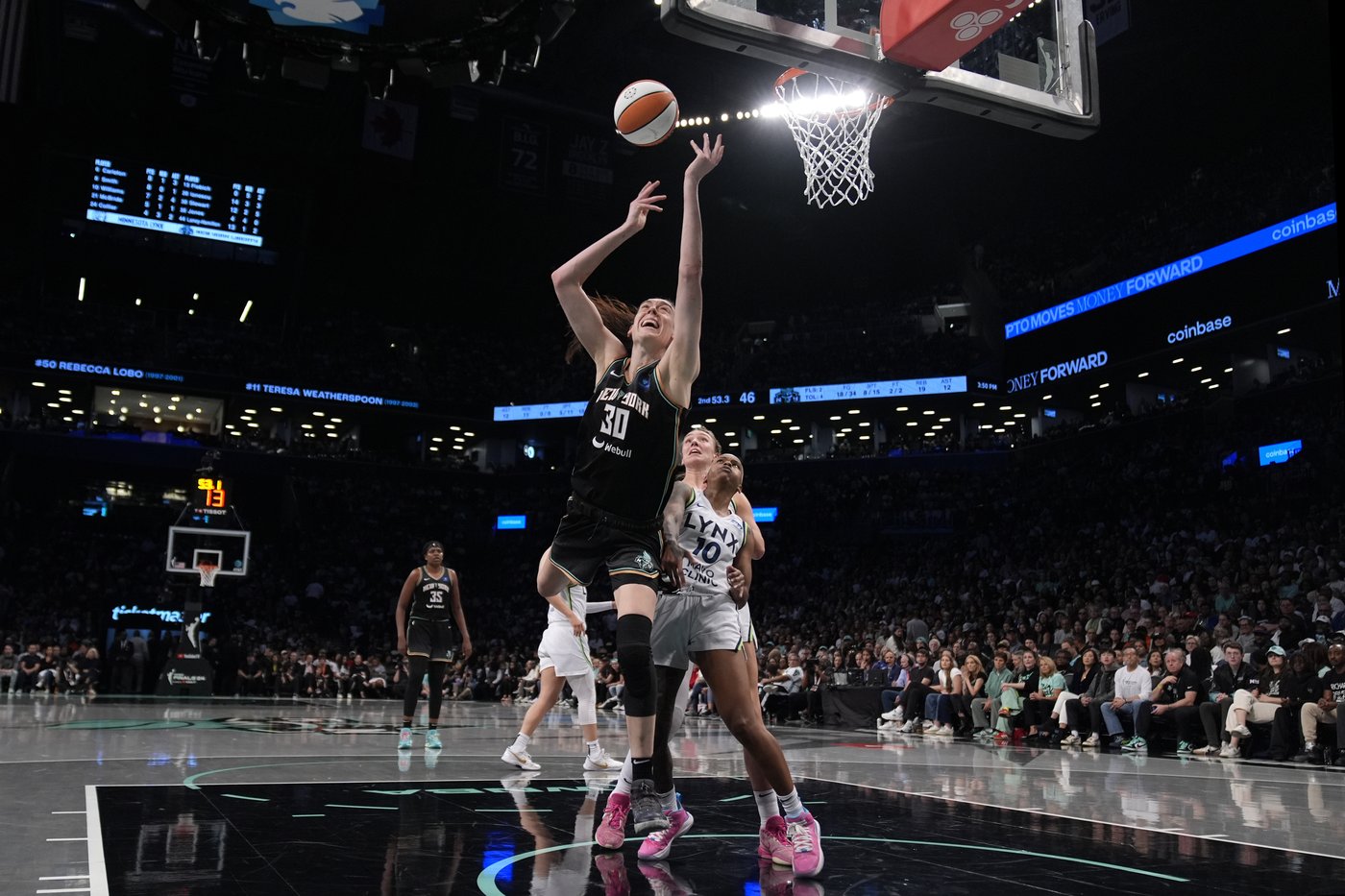 Breanna Stewart and her wife Marta Xargay receive homophobic threats after Game 1 of WNBA Finals | iNFOnews.ca