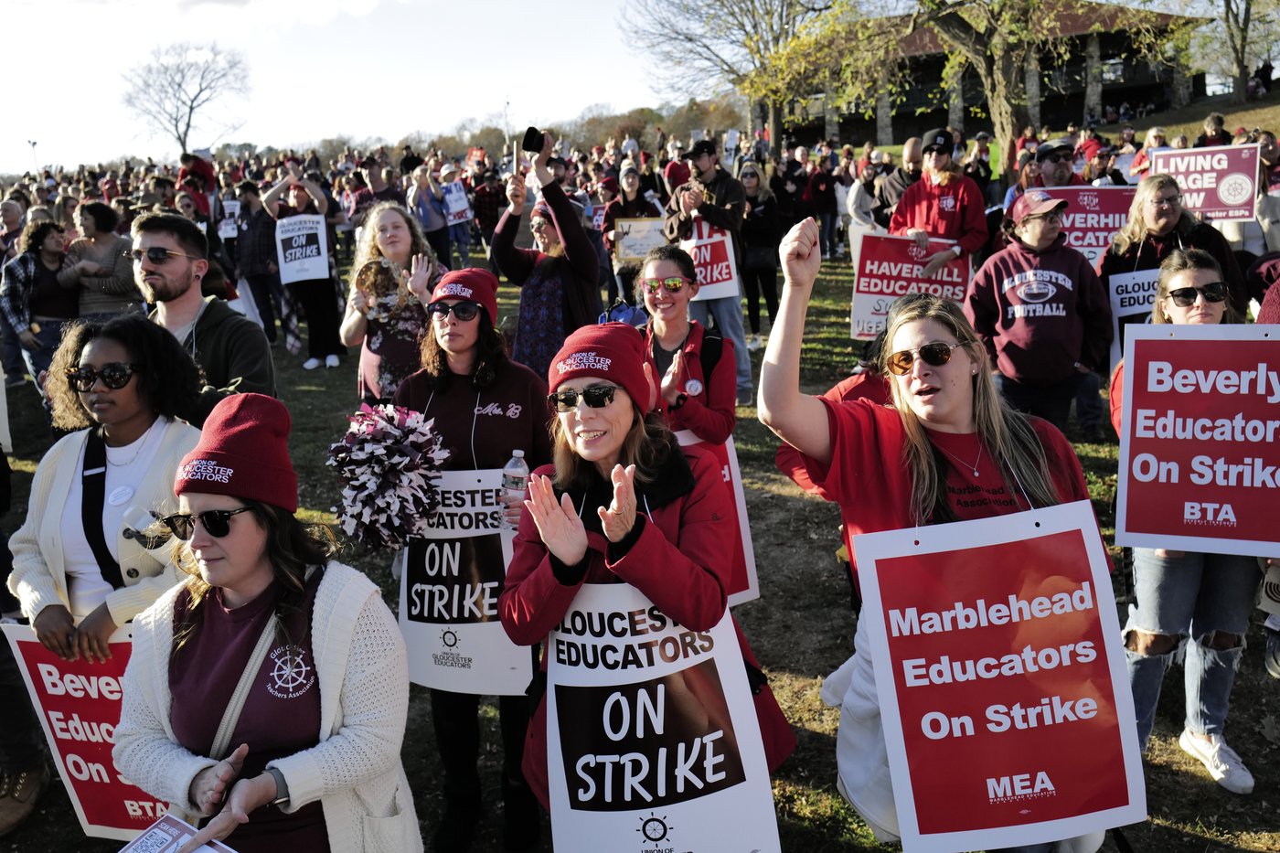 Teachers in 3 Massachusetts communities continue strike over pay, paid parental leave | iNFOnews.ca