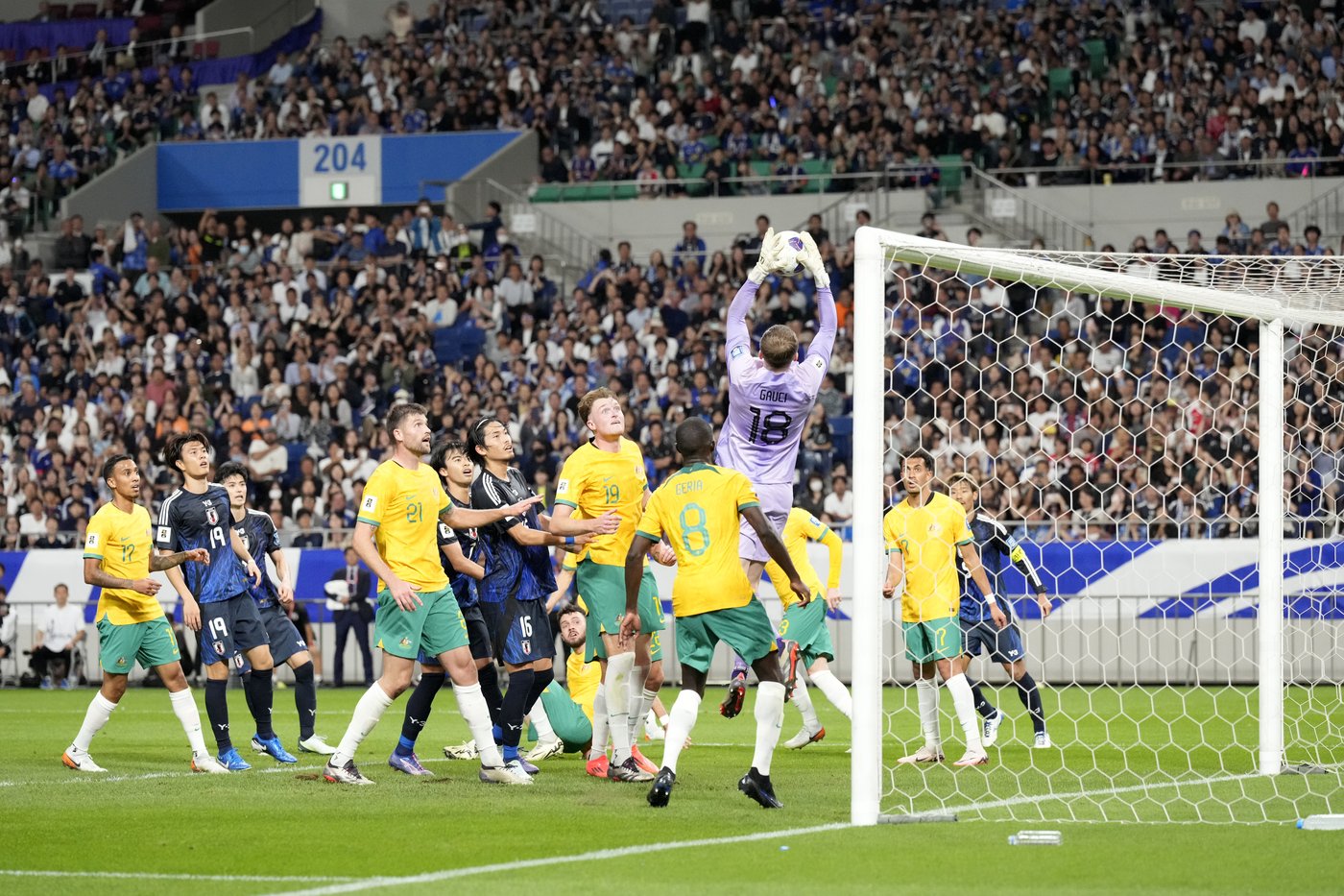 Only own-goals as Japan and Australia draw 1-1 in Asian World Cup qualifying | iNFOnews.ca Only own-goals as Japan and Australia draw 1-1 in Asian World Cup qualifying | iNFOnews.ca