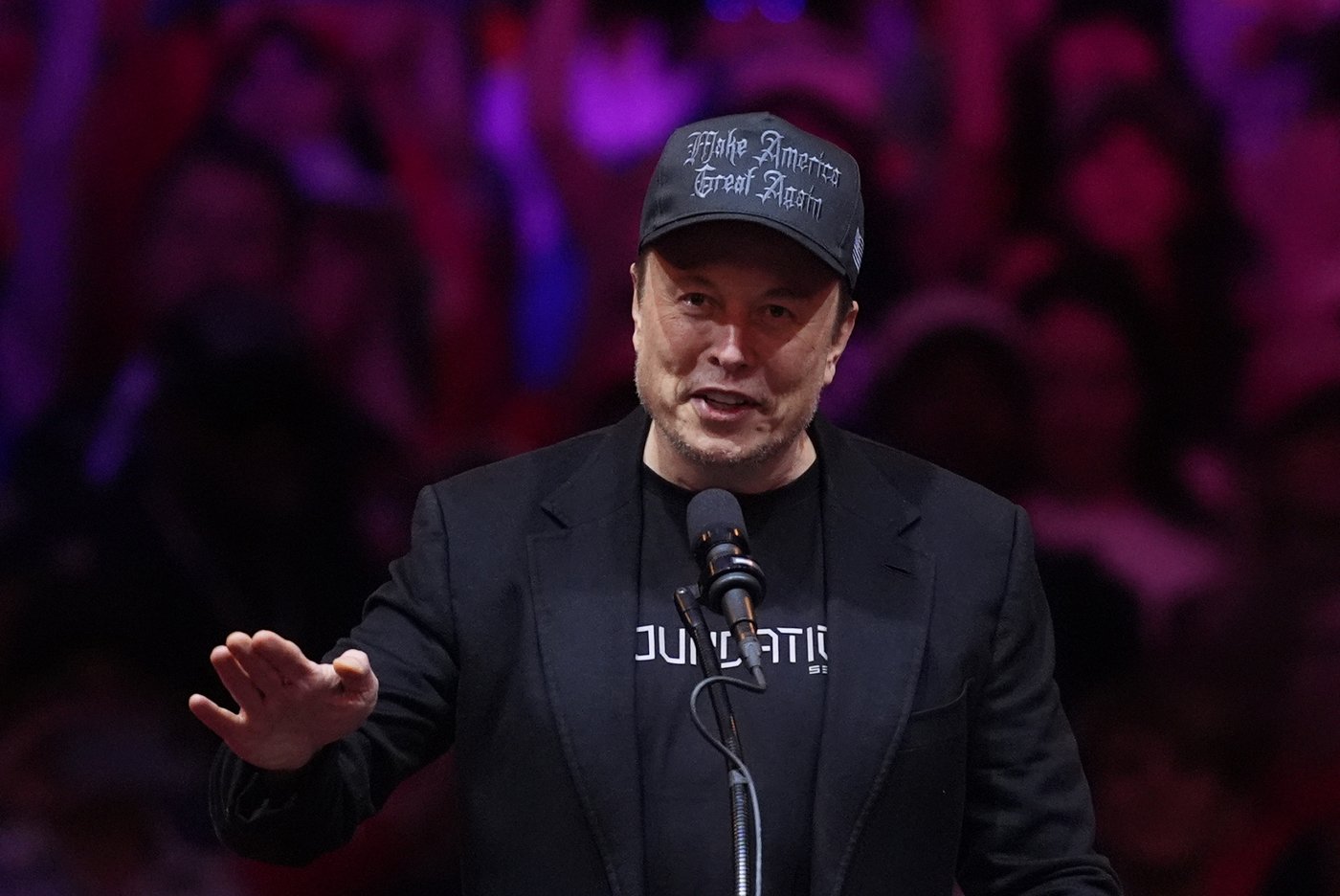 Musk's pro-Trump super PAC uses vulgarity demeaning women to describe Harris | iNFOnews.ca