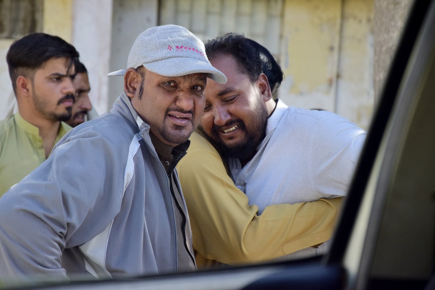 A powerful suicide bombing at a rail station in southwestern Pakistan kills at least 26 | iNFOnews.ca A powerful suicide bombing at a rail station in southwestern Pakistan kills at least 26 | iNFOnews.ca