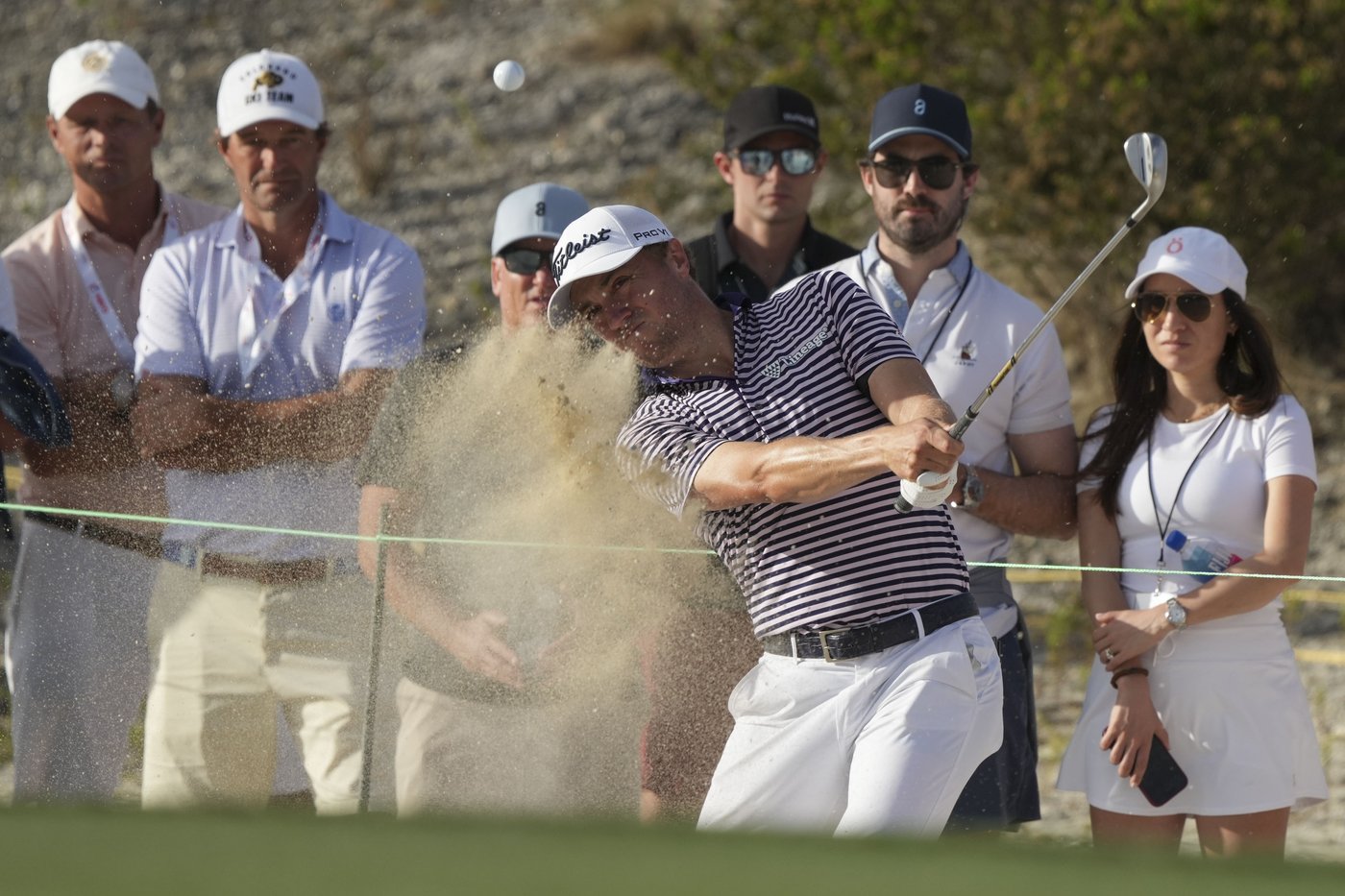 Justin Thomas with big drives and a few big putts takes 1-shot lead over Scheffler in the Bahamas | iNFOnews.ca Justin Thomas with big drives and a few big putts takes 1-shot lead over Scheffler in the Bahamas | iNFOnews.ca