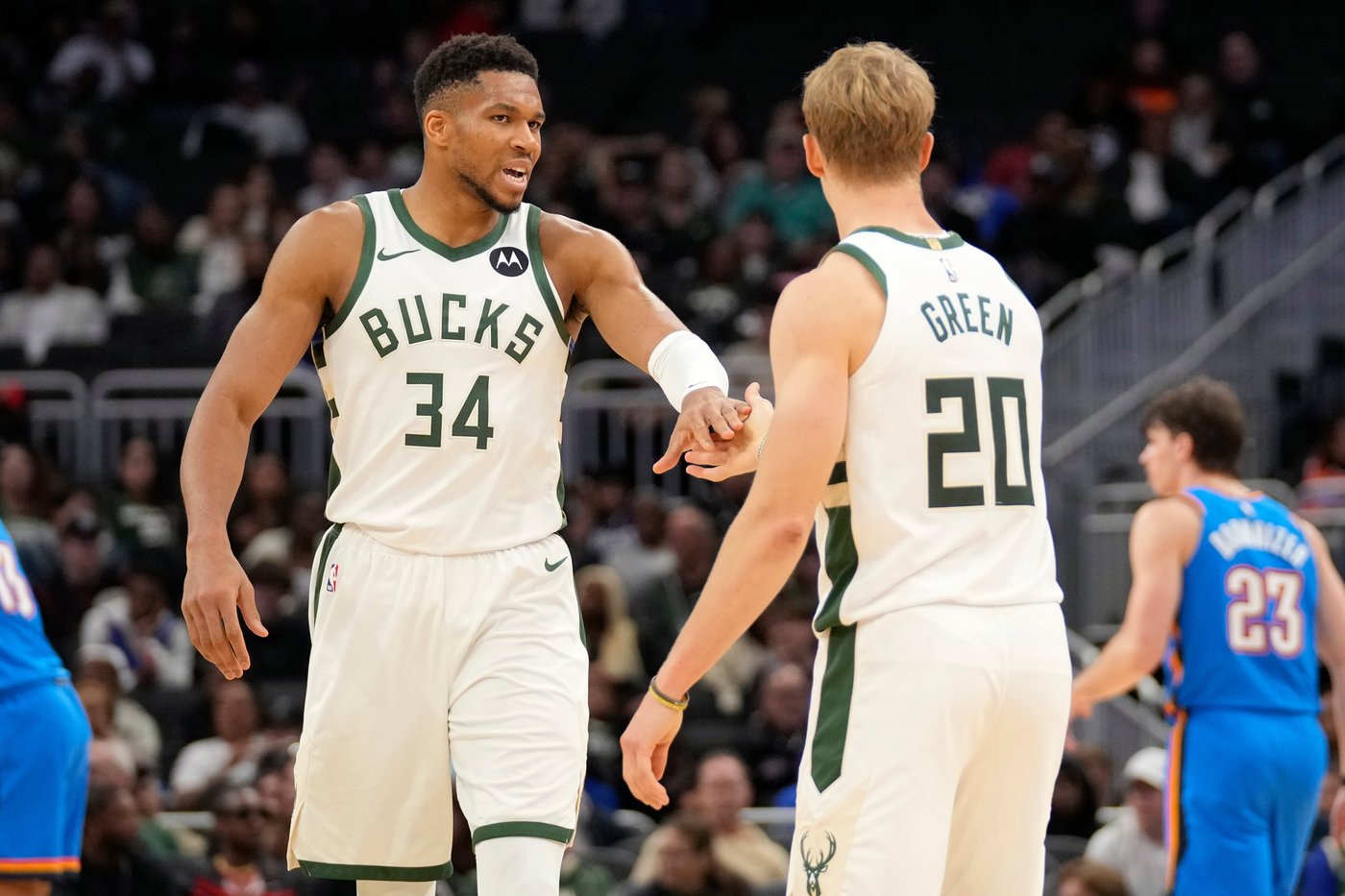 Bucks' AJ Green agrees to four-year, $45 million contract extension | iNFOnews.ca Bucks' AJ Green agrees to four-year, $45 million contract extension | iNFOnews.ca