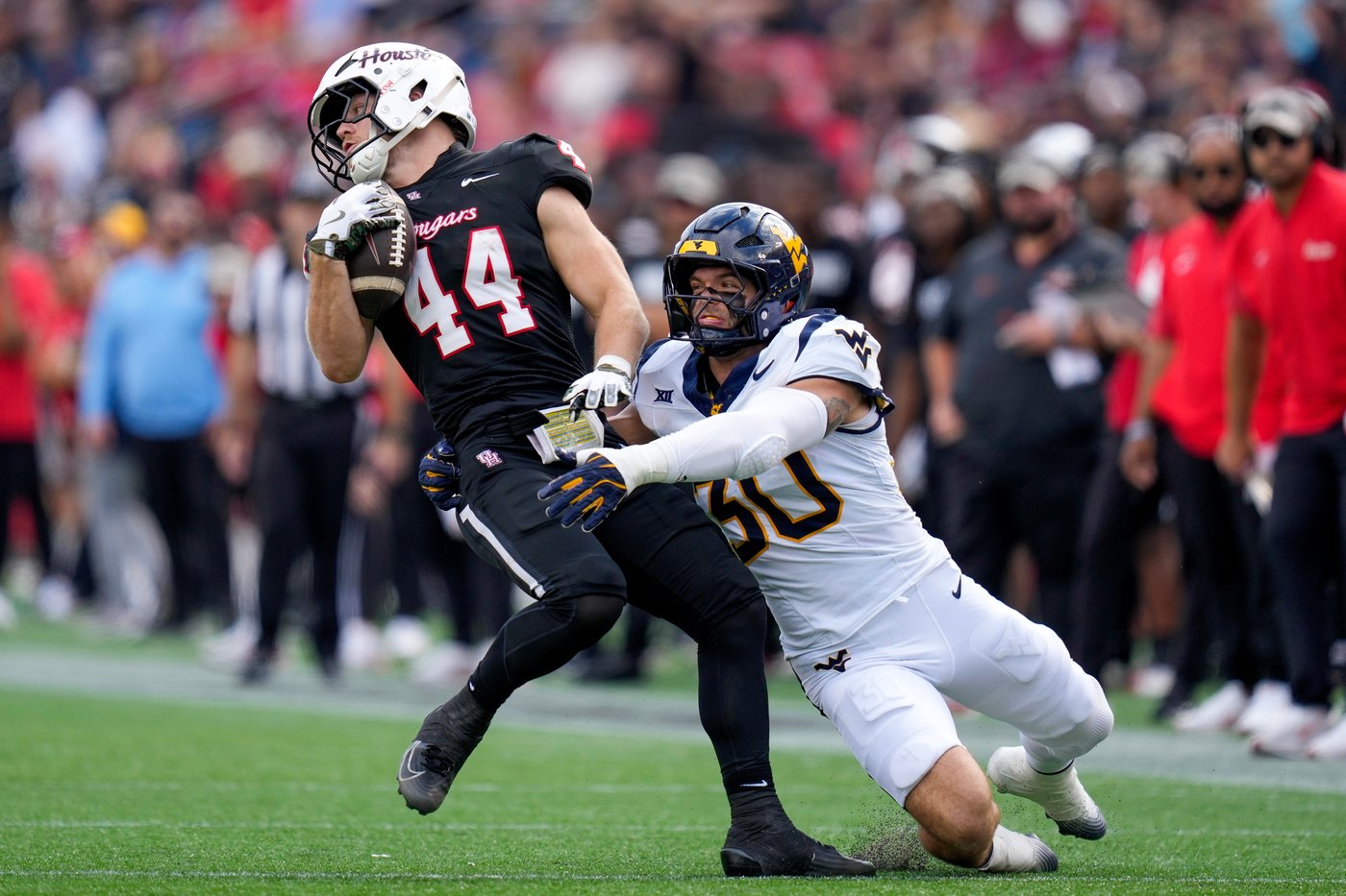 Scotty Fox Jr. accounts for 3 TDs, West Virginia beats No. 22 Houston 45-35 | iNFOnews.ca Scotty Fox Jr. accounts for 3 TDs, West Virginia beats No. 22 Houston 45-35 | iNFOnews.ca