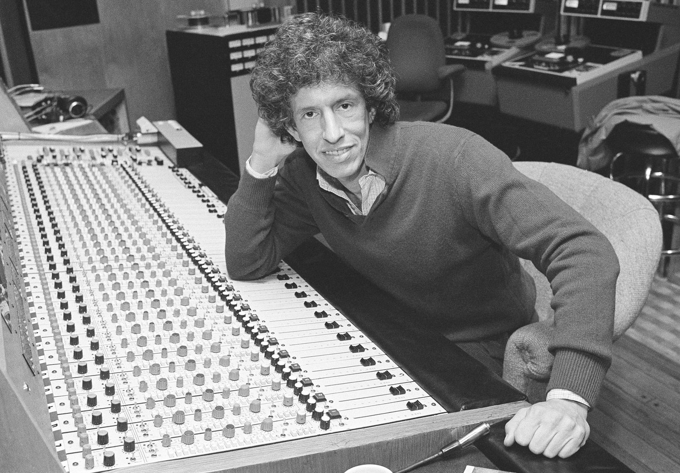 Richard Perry, record producer behind 'You're So Vain' and other hits, dies at 82 | iNFOnews.ca Richard Perry, record producer behind 'You're So Vain' and other hits, dies at 82 | iNFOnews.ca
