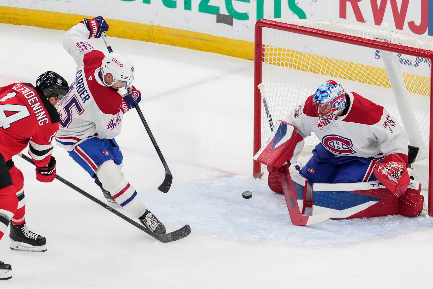 Bratt scores in overtime to give Devils 4-3 win over Canadiens | iNFOnews.ca
