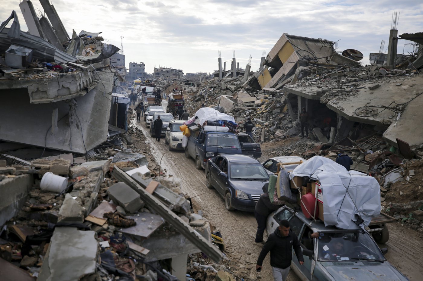 Middle East latest: Israel threatens to restart war in Gaza if Hamas doesn't release hostages | iNFOnews.ca Middle East latest: Israel threatens to restart war in Gaza if Hamas doesn't release hostages | iNFOnews.ca