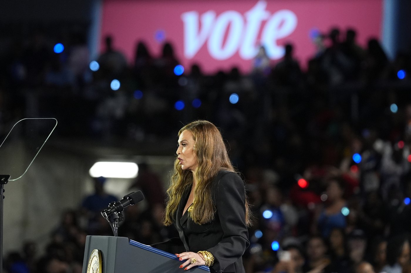 Beyoncé endorses Kamala Harris in joyful speech at Houston rally: 'I'm here as a mother' | iNFOnews.ca Beyoncé endorses Kamala Harris in joyful speech at Houston rally: 'I'm here as a mother' | iNFOnews.ca