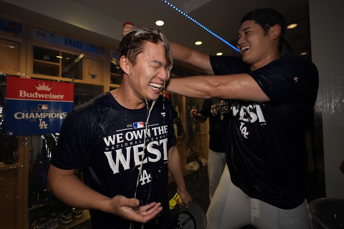 Shohei Ohtani heads to 1st postseason after Dodgers clinch NL West title with a 7-2 win over Padres | iNFOnews.ca Shohei Ohtani heads to 1st postseason after Dodgers clinch NL West title with a 7-2 win over Padres | iNFOnews.ca
