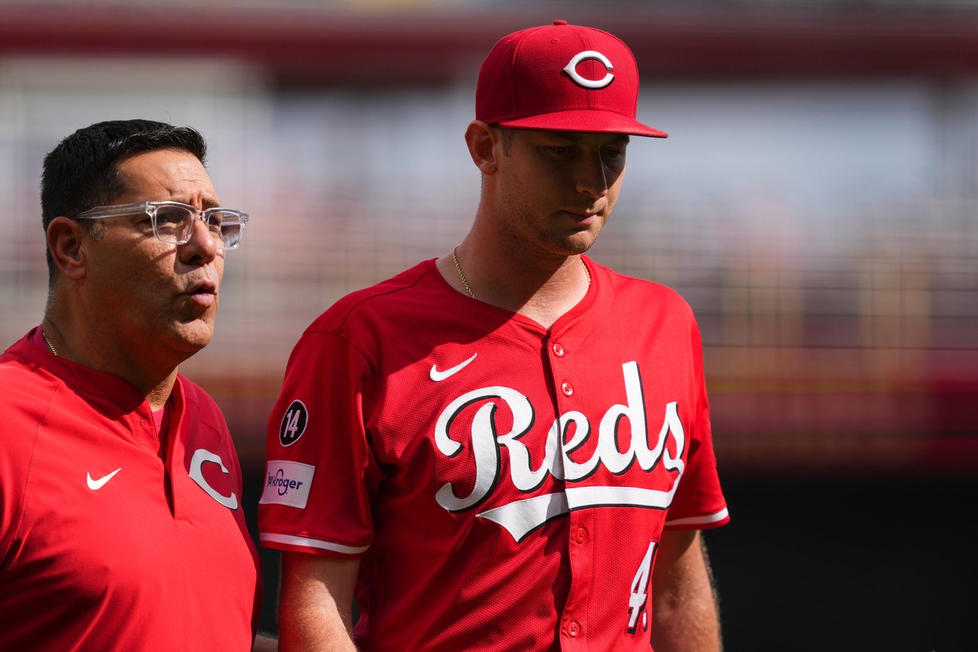 Reds' Nick Lodolo strikes out 12 and then exits with groin injury vs. Pirates | iNFOnews.ca