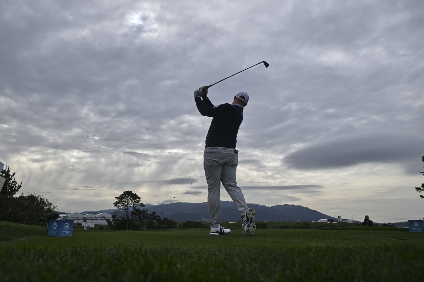 Sepp Straka leads by 3 at Pebble Beach as rough weather awaits the weekend | iNFOnews.ca Sepp Straka leads by 3 at Pebble Beach as rough weather awaits the weekend | iNFOnews.ca
