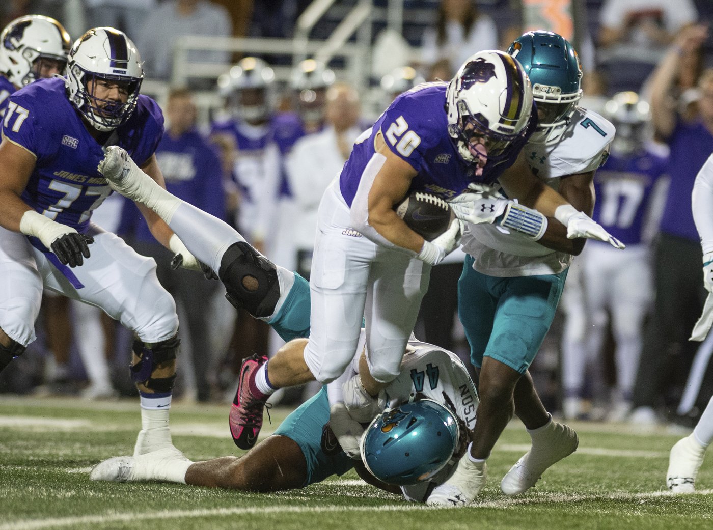 Alonza Barnett III, Lloyd Summerall III spark James Madison to 39-7 romp over Coastal Carolina | iNFOnews.ca